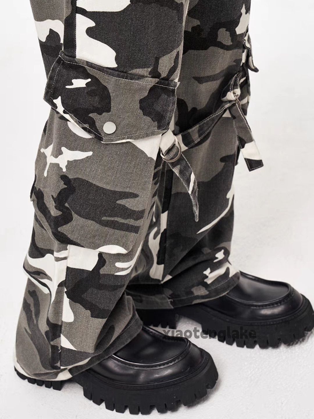 Designer Unisex outdoor utility loose baggy hiphop camo pants Size US 34 / EU 50 - 2 Thumbnail