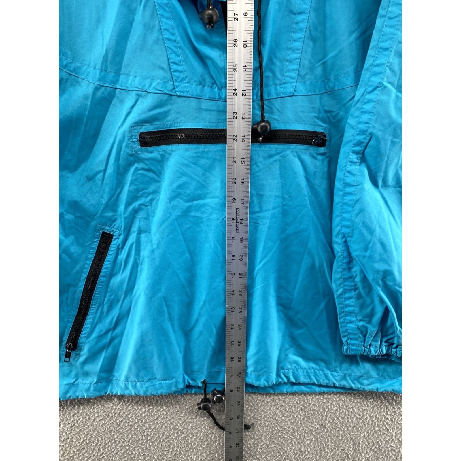 Vintage Vintage Peter J Windbreaker Surf Beach Blue Pullover Jacket Men’s SZ S Beach 90s 80s Geometric Nylon Zip Pockets Size US S / EU 44-46 / 1 - 6 Thumbnail