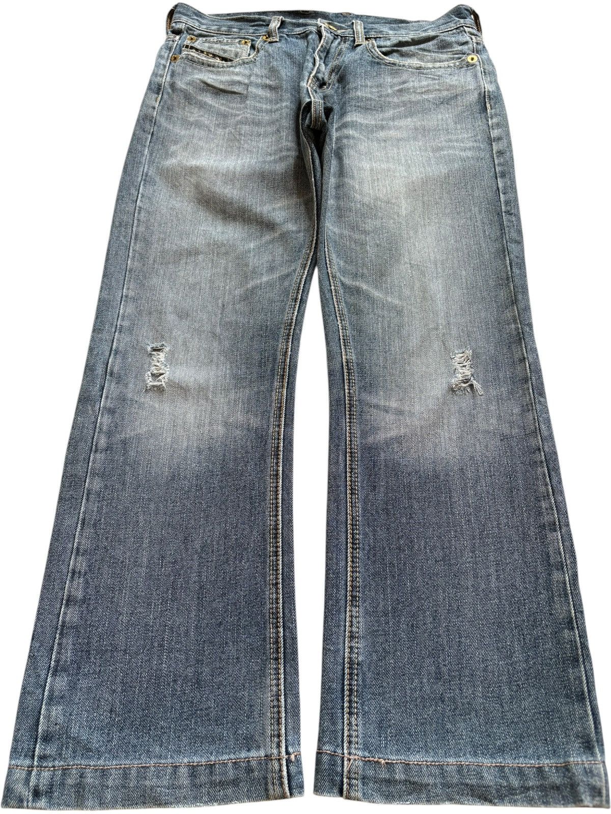 Japanese Brand Vintage Japanese Brand Faded Wash Distressed Bootcut Jeans Size US 32 / EU 48 - 1 Thumbnail