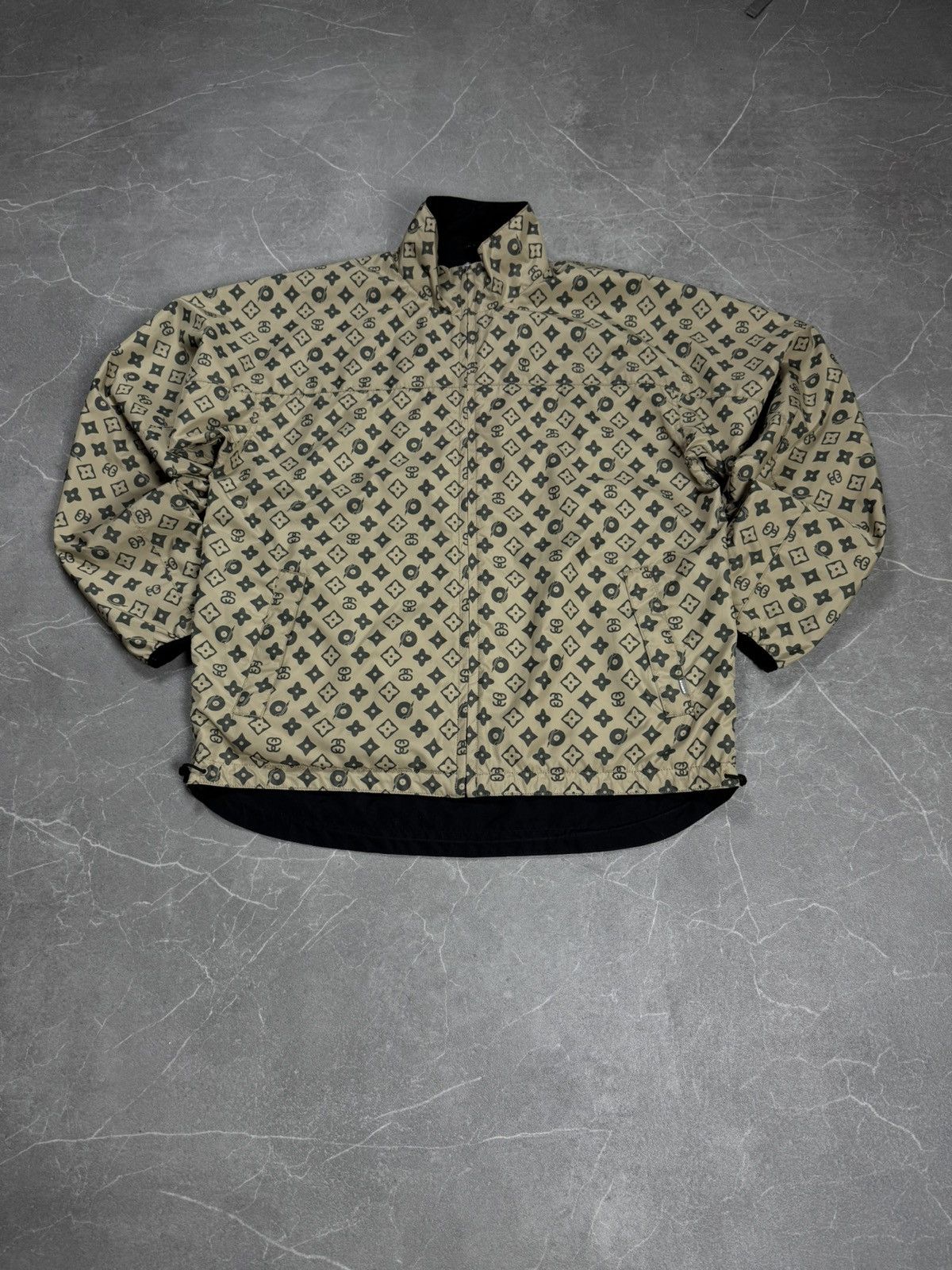 Stüssy Jacket Vintage Monogram Reversible Size M Beige/Black