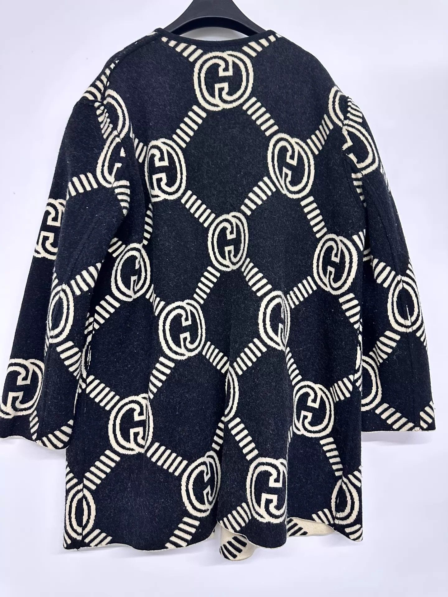 Gucci Gucci All Over Print Reversible M Coat Size M / US 6-8 / IT 42-44 - 4 Thumbnail