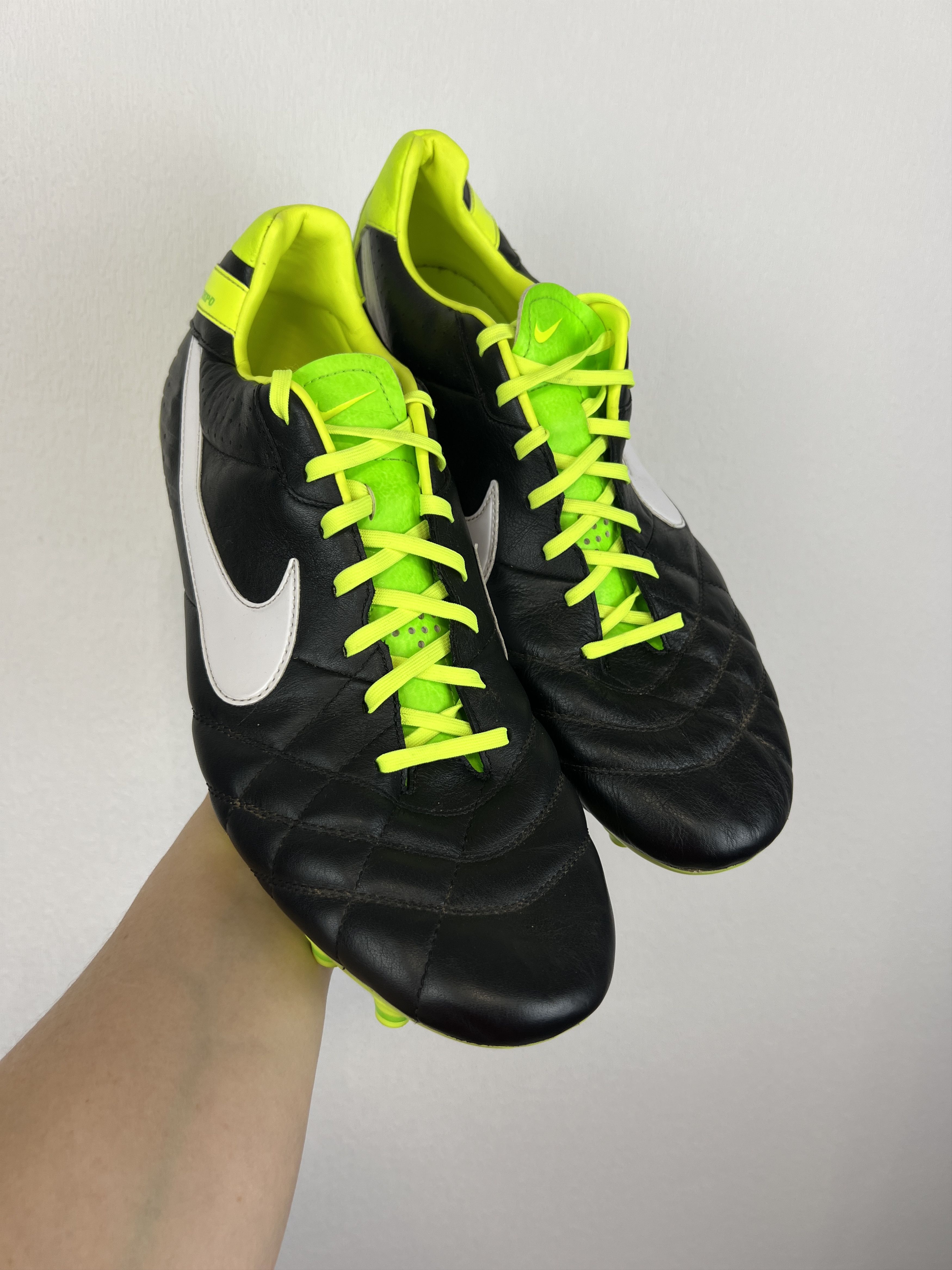 Nike Tiempo Legend Elite Soccer Cleats Football Boots UK 13 US 14 Size US 14 / EU 47 - 2 Thumbnail