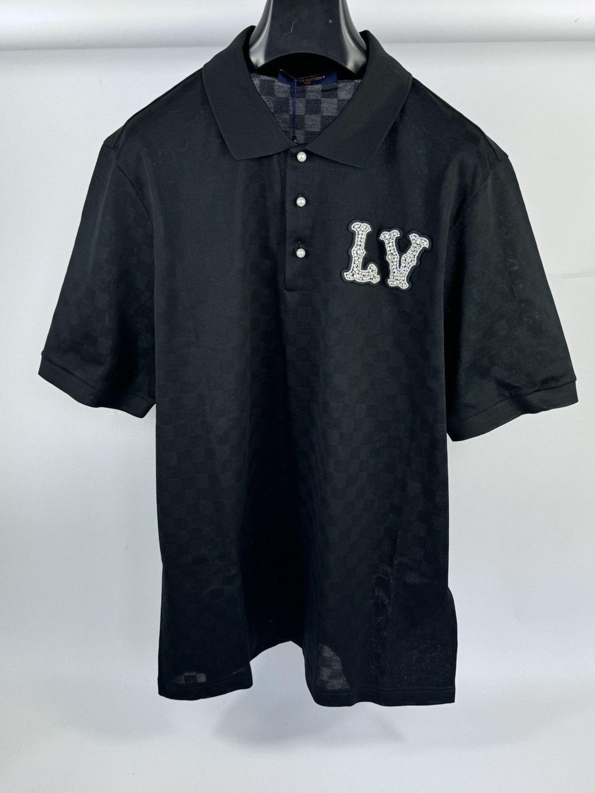 image of Louis Vuitton x Pharrell Crystal Patch Logo T-Shirt 1Afjeg in Black, Men's (Size 2XL)