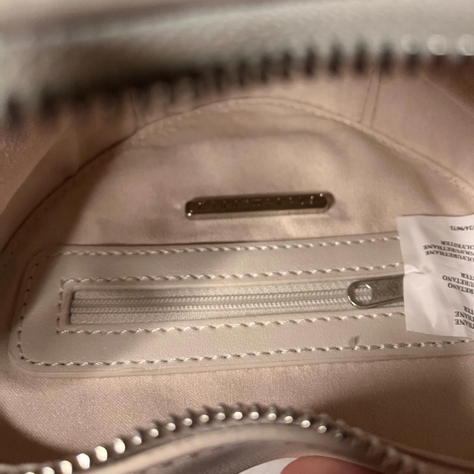 Juicy Couture Jeans Steve Madden Kisses Heart Crossbody Bag With coin Purse NWT Size ONE SIZE - 5 Thumbnail