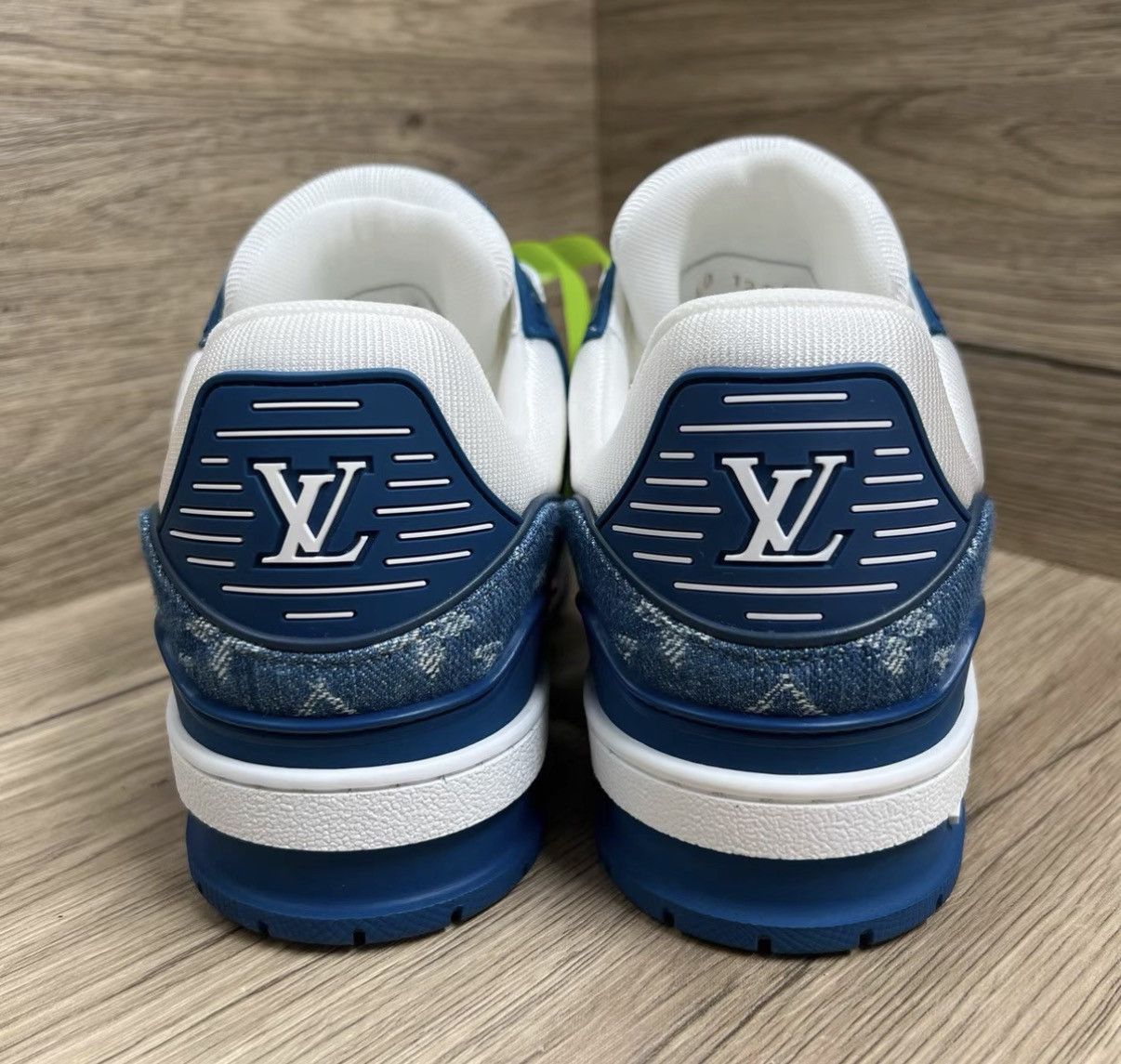 Louis Vuitton LV Trainer White & Blue Denim Sneakers J41 Size US 7 / IT 37 - 4 Thumbnail