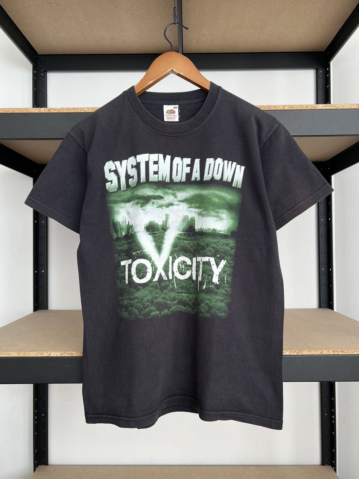 Band Tees Vintage 2000s System of a Down Toxicity Black T-shirt Size US M / EU 48-50 / 2 - 1 Thumbnail
