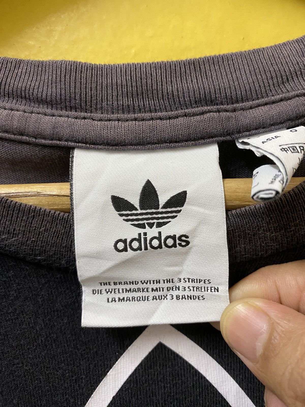 Adidas Adidas Big Logo Crewneck Tee Size US L / EU 52-54 / 3 - 4 Thumbnail