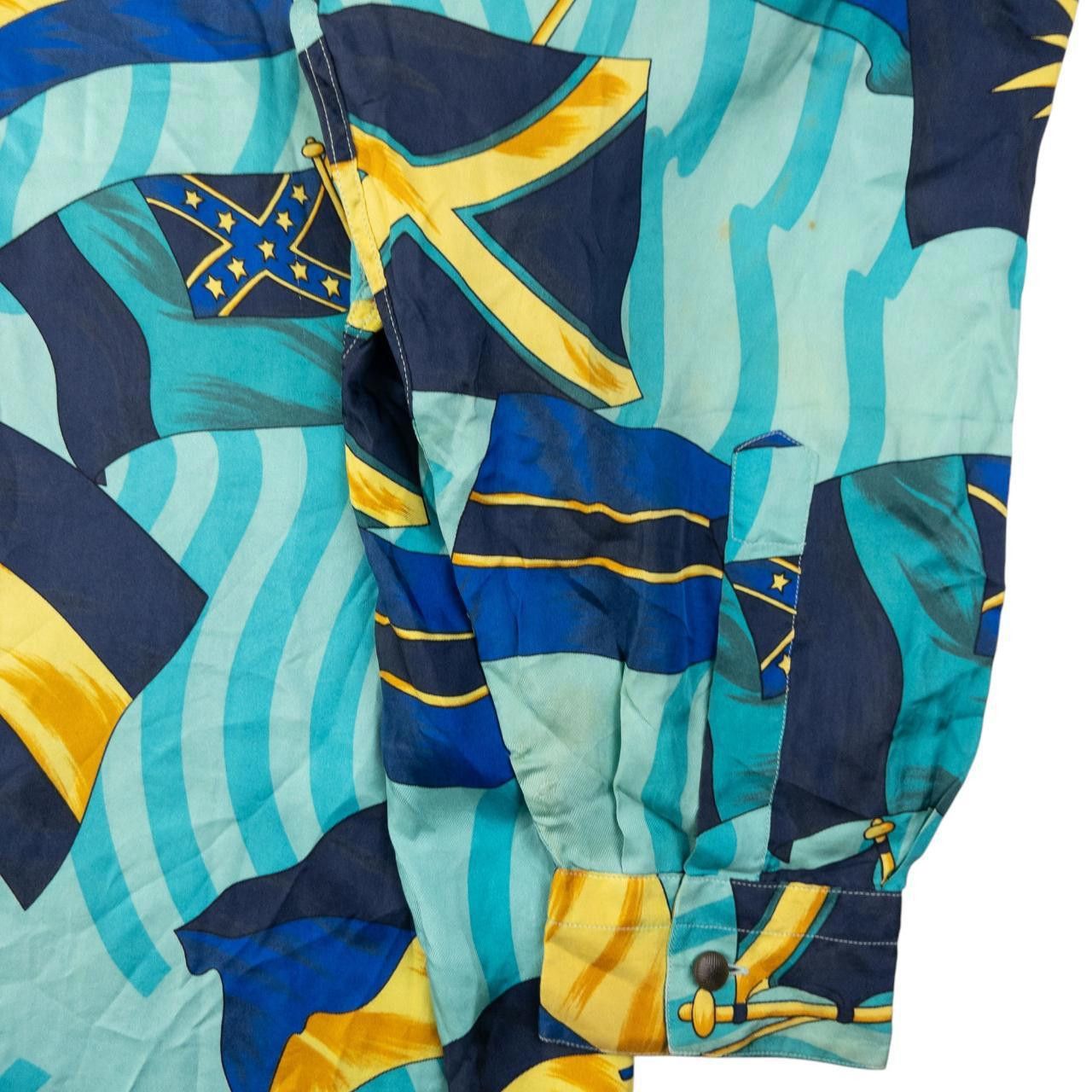 Versace Vintage Versace V2 Long Sleeve Button Up Silk Shirt Size M Size US M / EU 48-50 / 2 - 6 Thumbnail