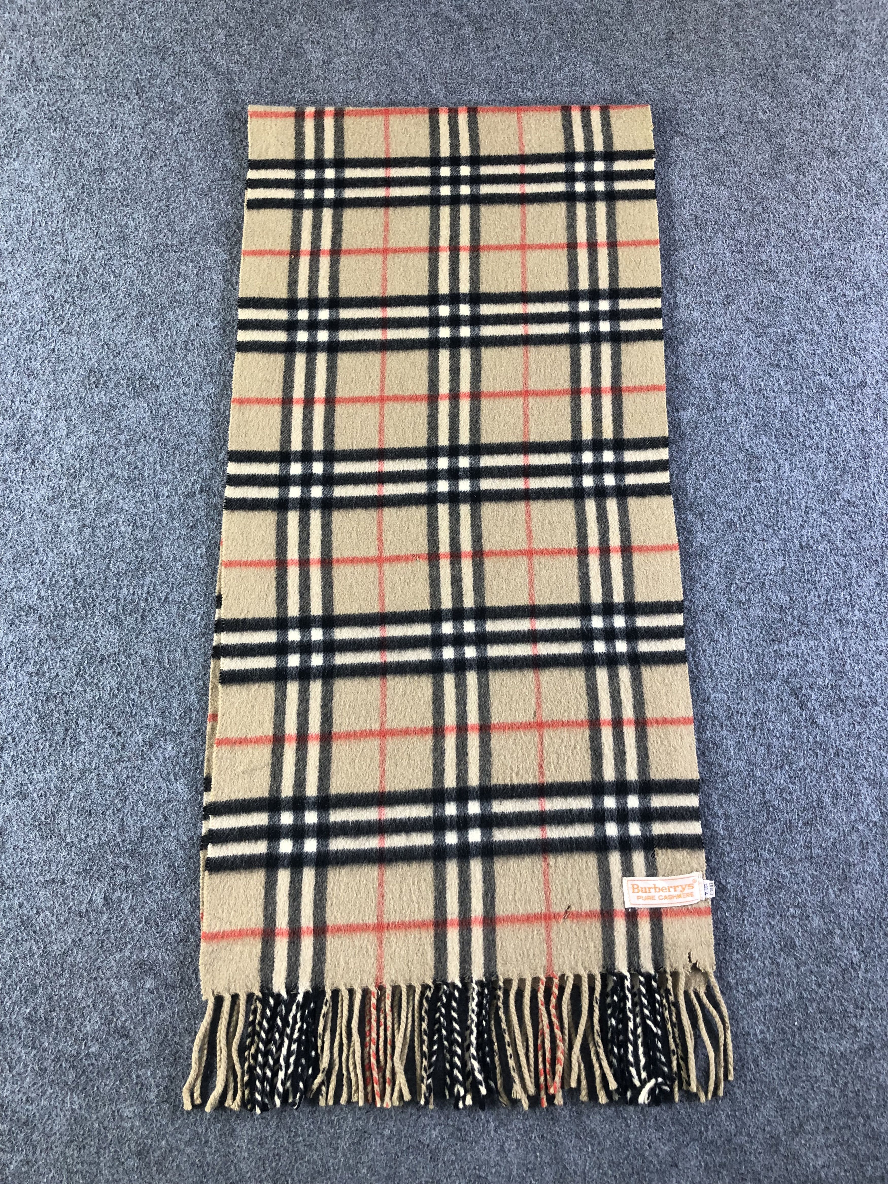Burberry Burberrys Pure Cashmere Scarf / Muffler / Neckwear SS1216 Size ONE SIZE - 3 Thumbnail
