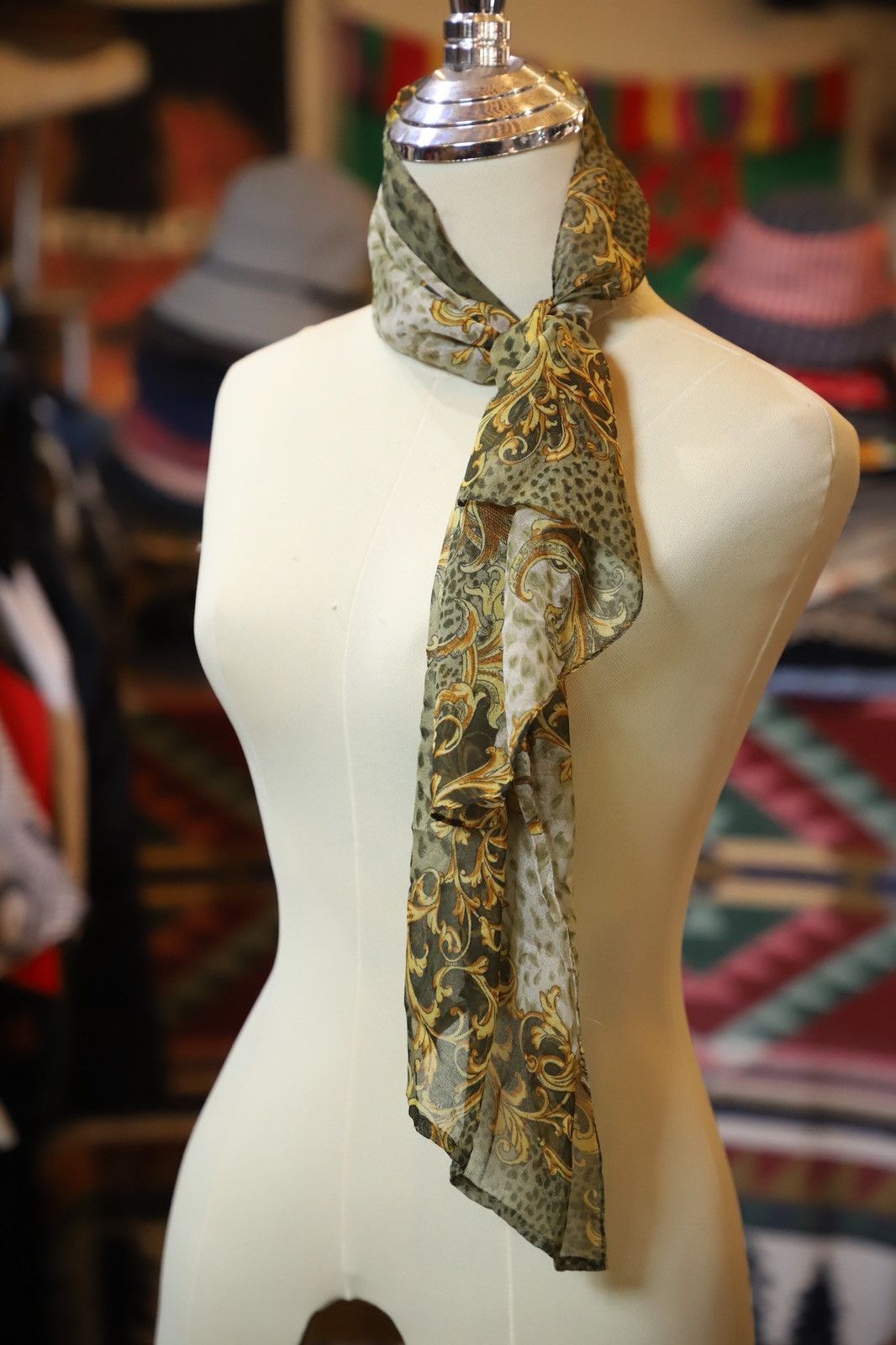 Japanese Brand × Vintage Scarf Japanese Vintage Scarves Size ONE SIZE - 1 Thumbnail