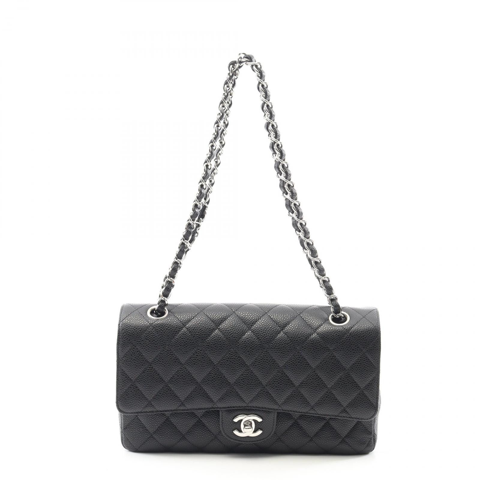 Chanel Chanel Chanel Matelasse Calf Shoulder Bag Leather Shoulder Bag A01112 Size ONE SIZE - 1 Thumbnail