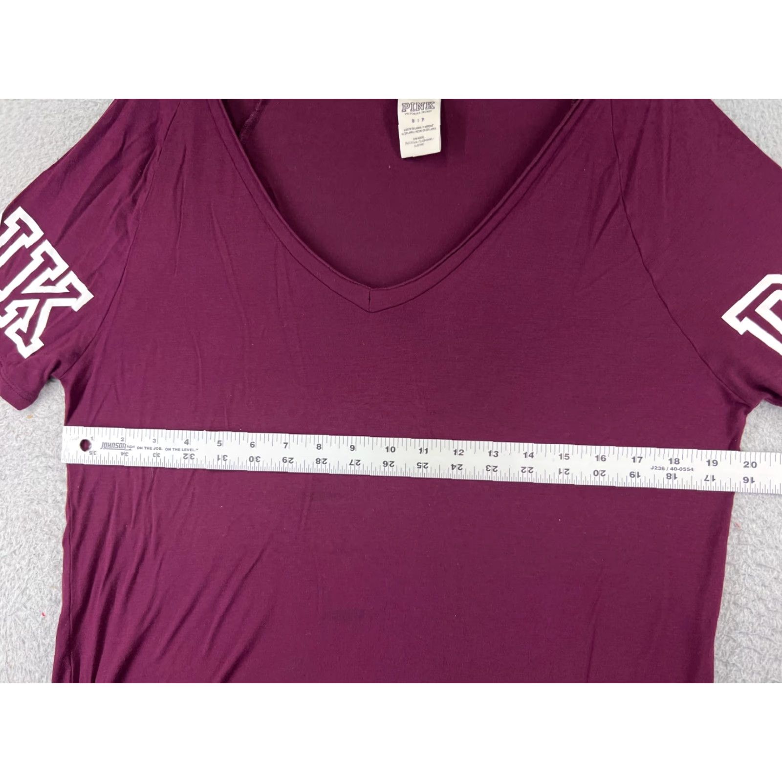 Victoria's Secret Victoria's Secret Red Modal Shirt Women’s Small V-Neck Short Sleeve Casual Animal Print Size S / US 4 / IT 40 - 7 Thumbnail