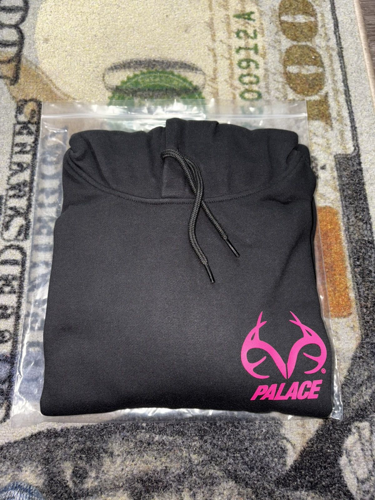 Palace Palace Real Tree Tri-Ferg Hoodie Black Size US L / EU 52-54 / 3 - 1 Thumbnail