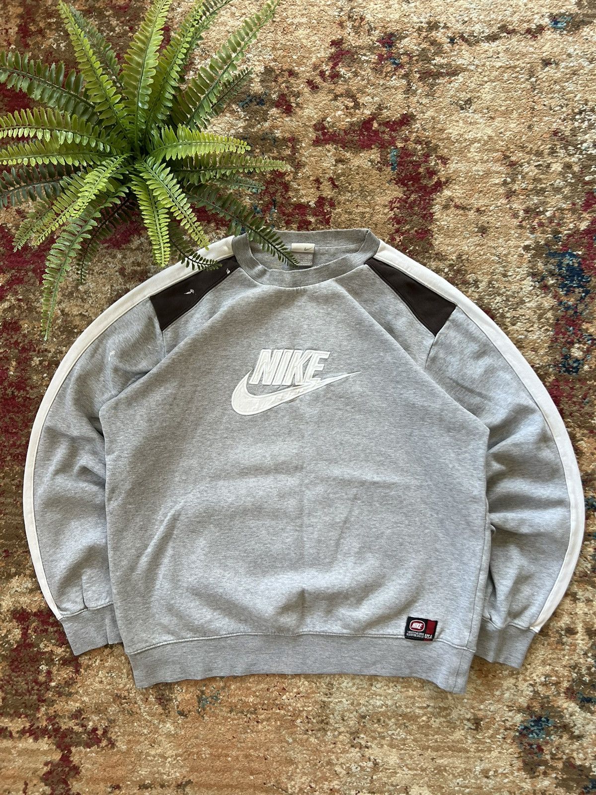 Nike × Vintage 🇺🇸 90’s NIKE DISTRESSED OREGON USA SWOOSH LOGO CREWNECK Size US M / EU 48-50 / 2 - 1 Thumbnail