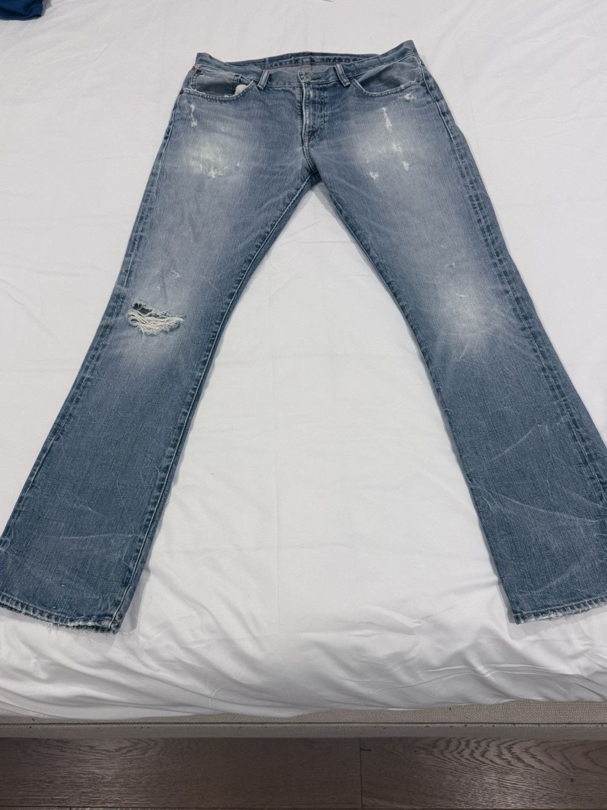 Polo Ralph Lauren Ralph Lauren Distressed Jeans Size US 34 / EU 50 - 1 Thumbnail