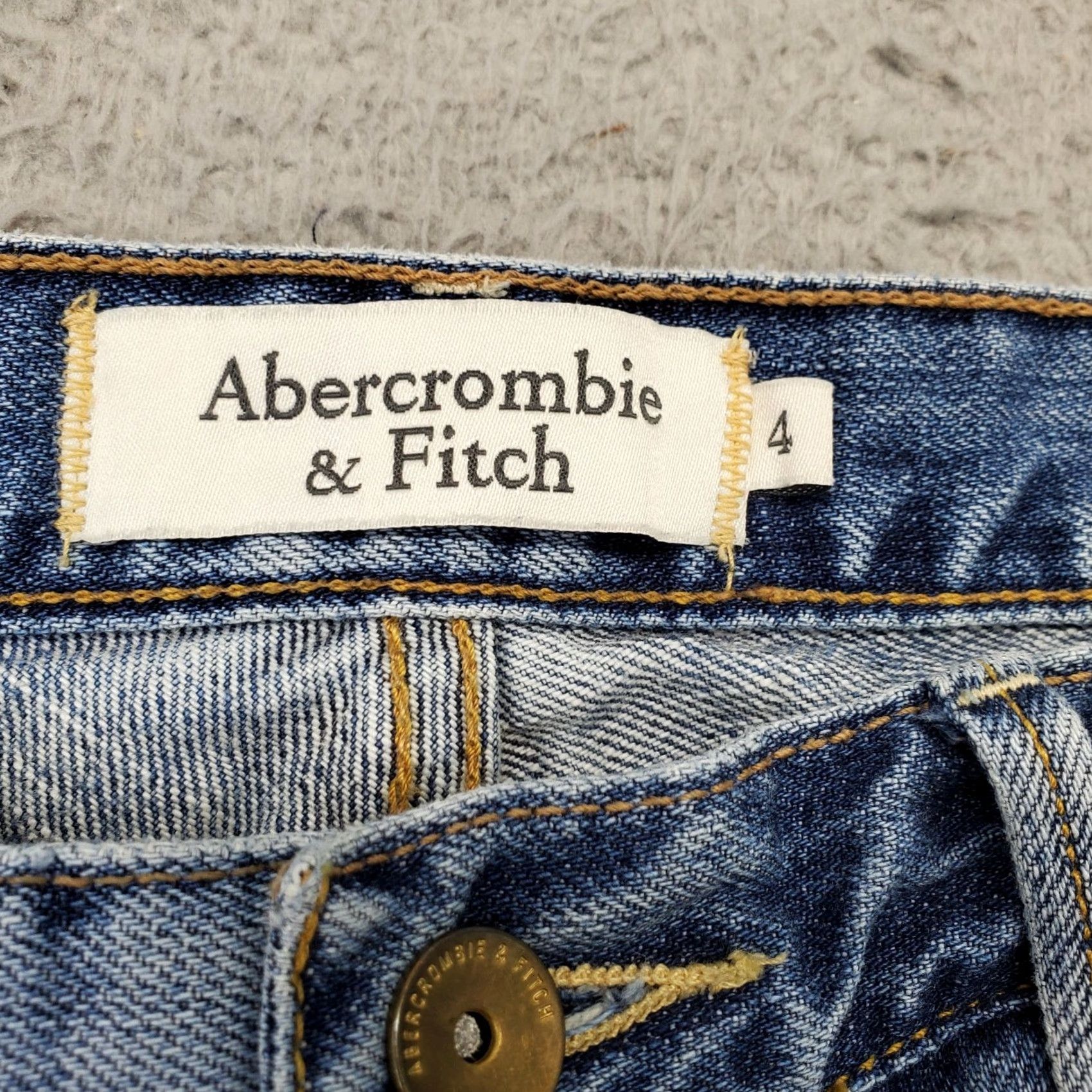 Abercrombie & Fitch Abercrombie & Fitch Denim Shorts Women 4 Blue Cuffed Faded Distressed Frayed Hem Size 27" / US 4 / IT 40 - 6 Thumbnail