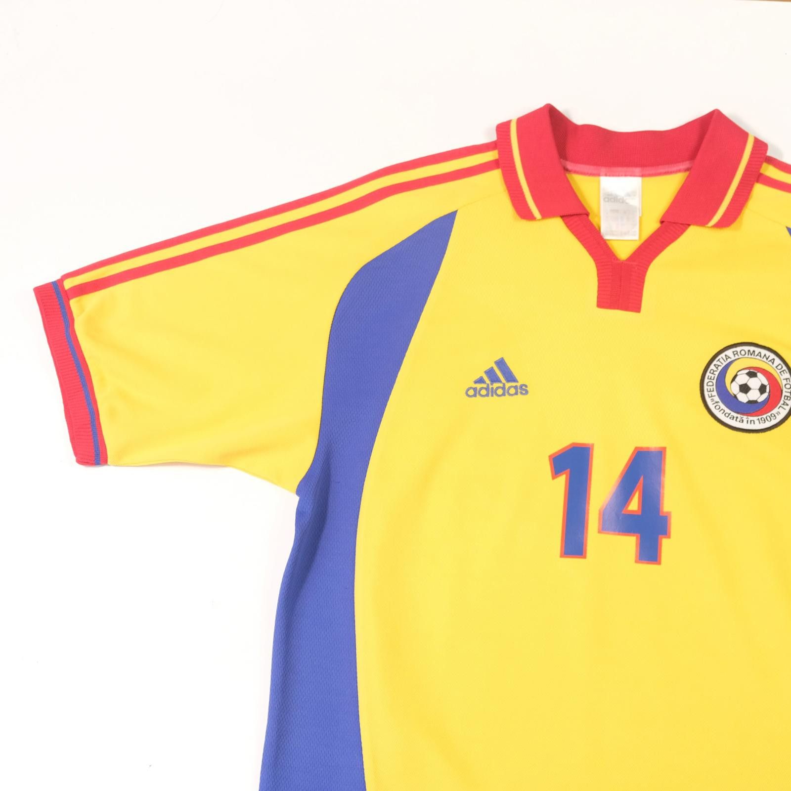 Adidas 2000/02 Romania Home Shirt Adidas Petre (M) Size US M / EU 48-50 / 2 - 3 Thumbnail