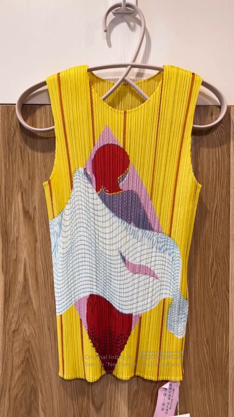 Issey Miyake Issey Miyake Yellow Illustration Vest Size L / US 10 / IT 46 - 1 Thumbnail