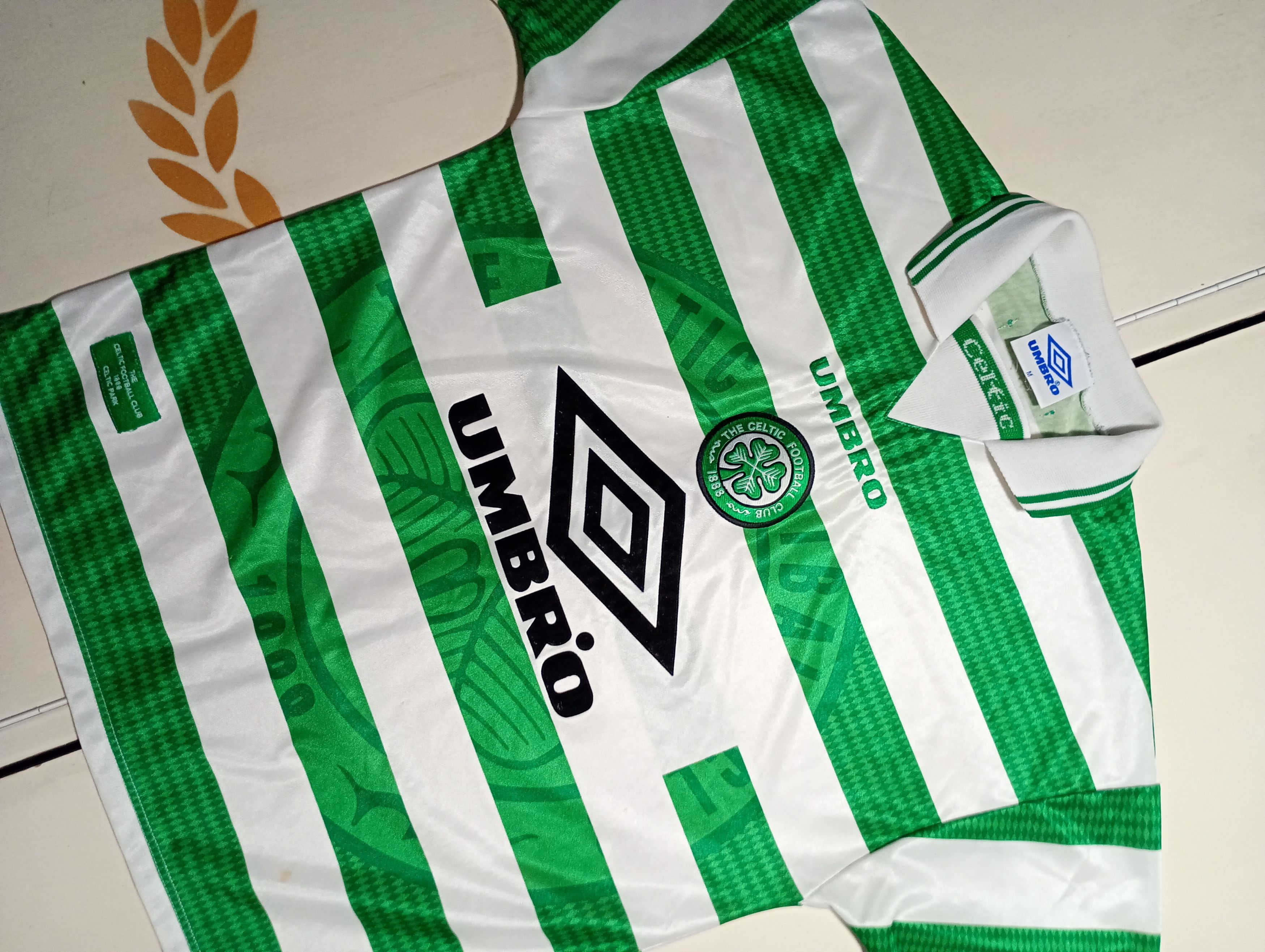 Umbro Umbro Celtic Home Jersey 1997-1999 Size US M / EU 48-50 / 2 - 5 Thumbnail