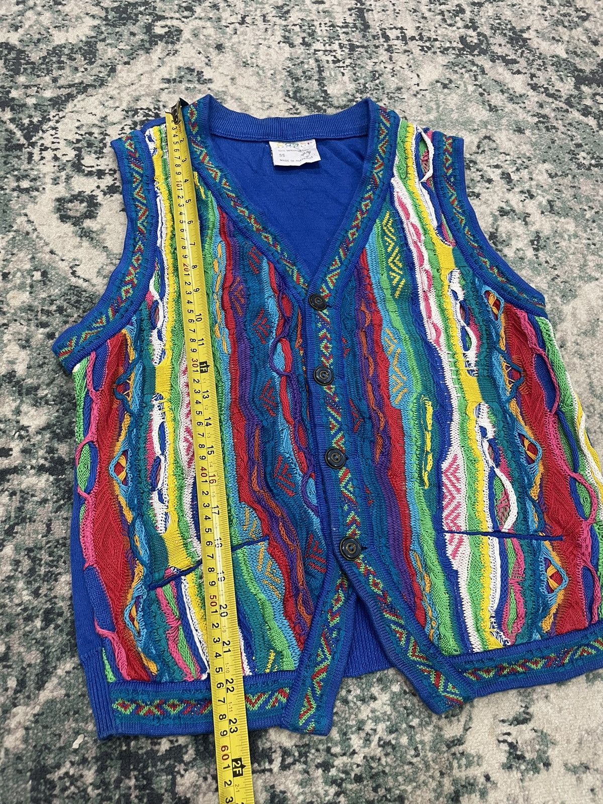 Coogi Vtg Coogi Multicolor Sweater Cable Knitted Vest Size Small Size US S / EU 44-46 / 1 - 6 Thumbnail