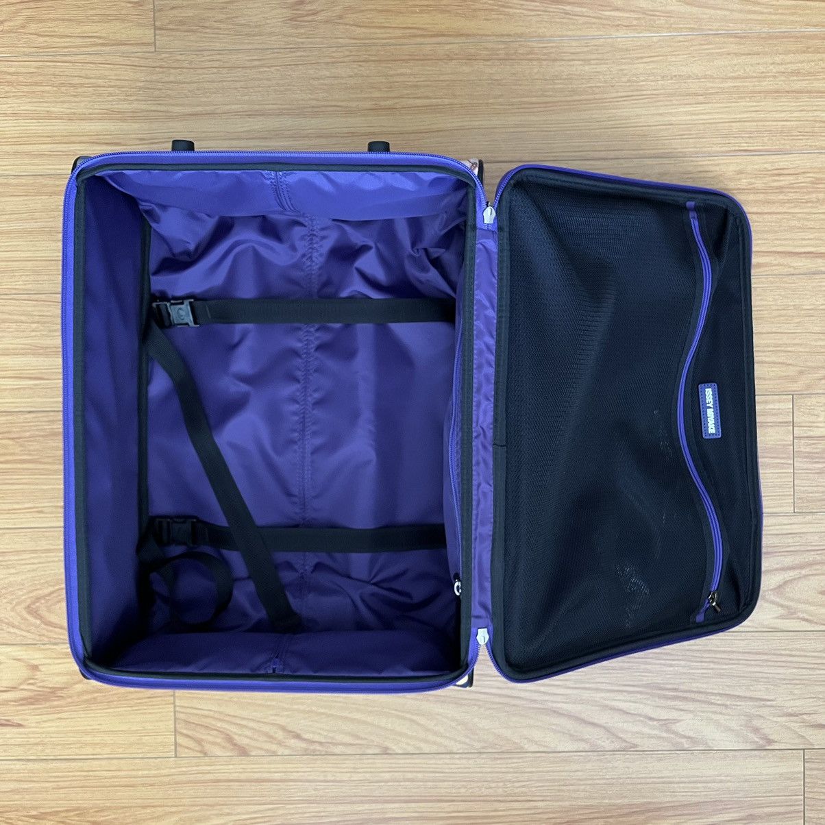 Issey Miyake Aya Takano Issey Miyake AW2004 Mini Roller Suitcase Luggage Size ONE SIZE - 6 Thumbnail