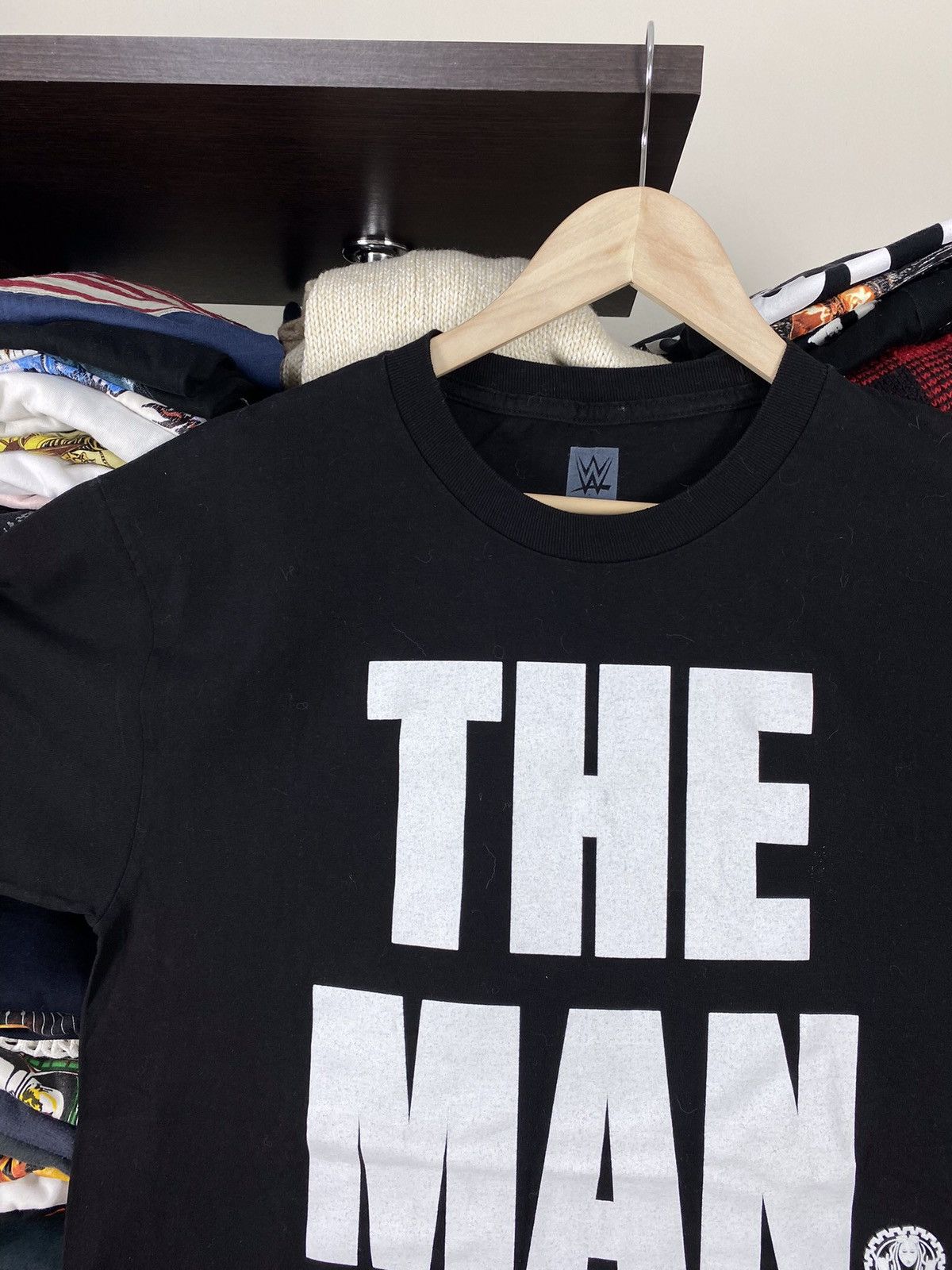 Other × Vintage × WWE Vintage THE MAN WWE Wrestling Black TEE Size US L / EU 52-54 / 3 - 5 Thumbnail