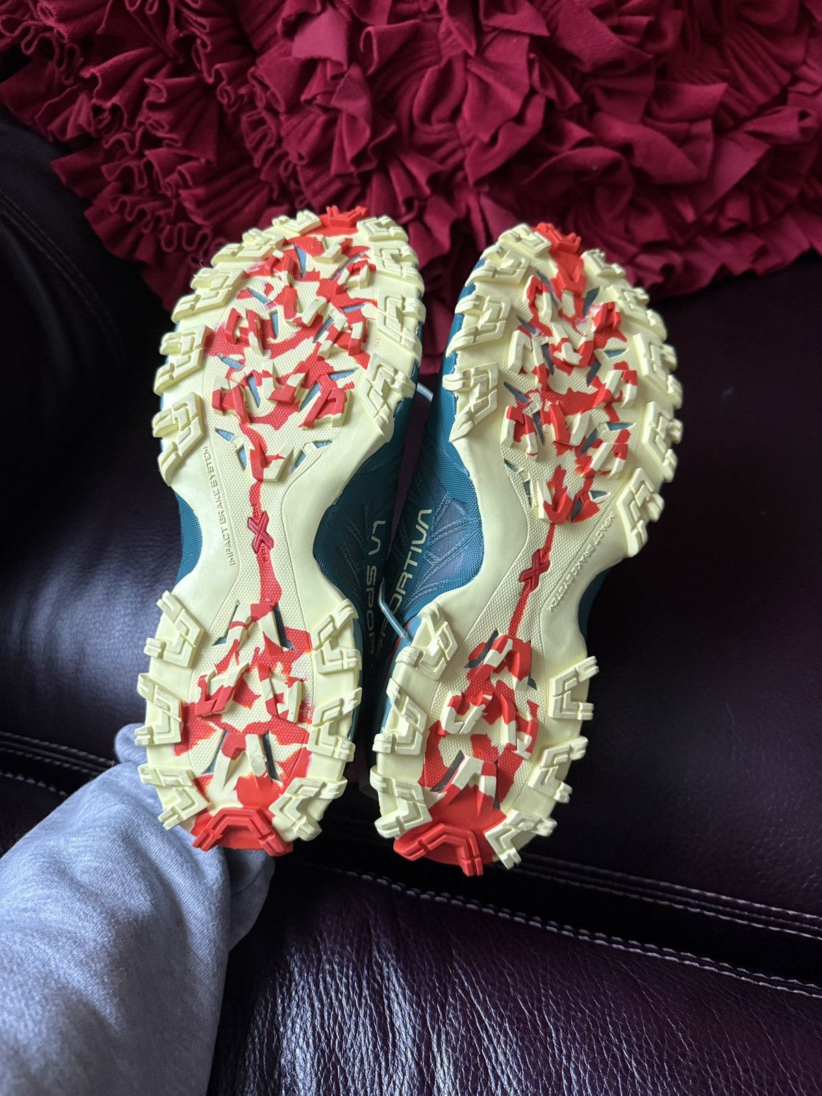 La Sportiva La Sportiva Bushido III Trail Running Shoe - Women's size 8 Size US 8 / IT 38 - 10 Thumbnail