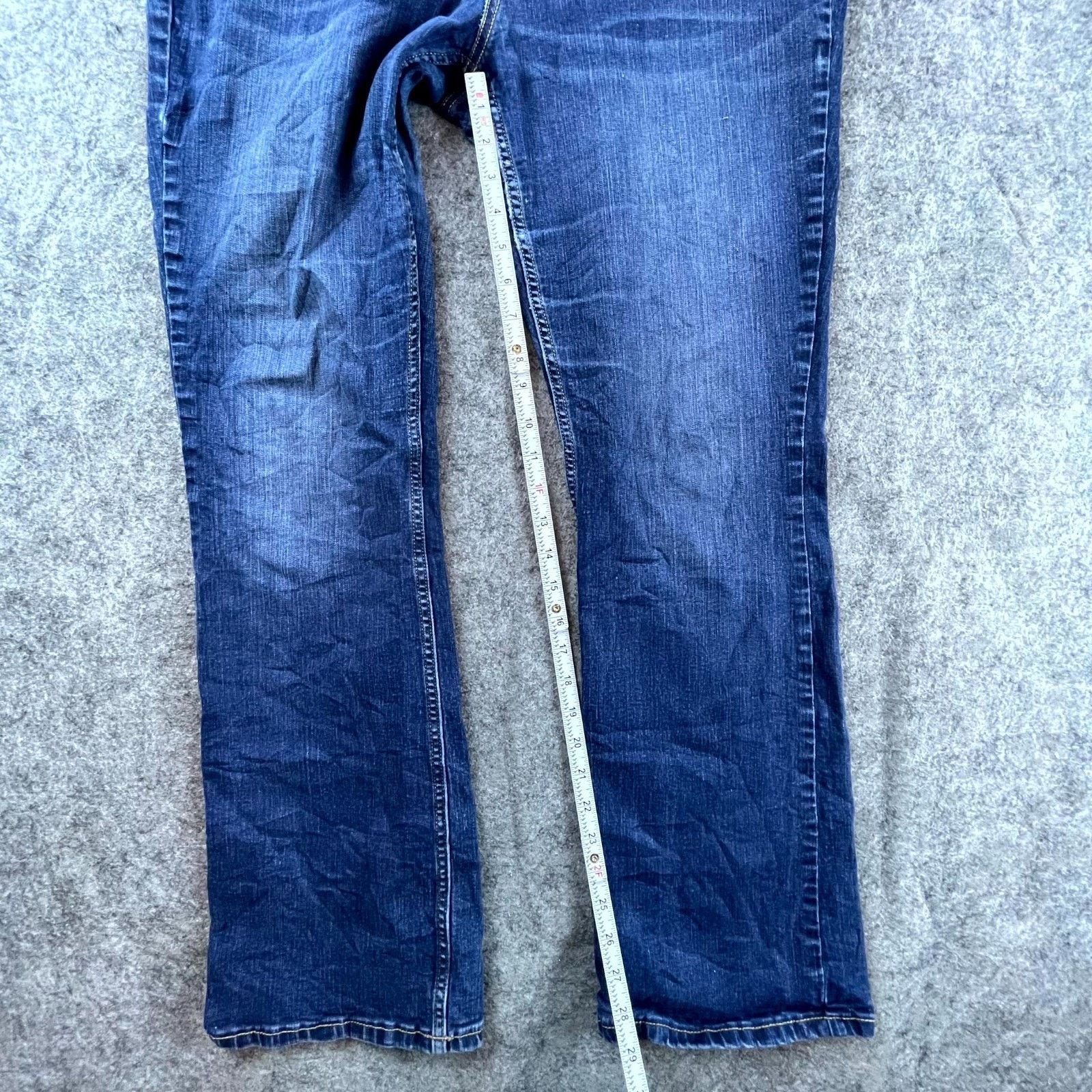 Apt. 9 Apt. 9 Jeans Womens 14 Blue Embellished Y2K Bootcut Stretch Size 36" / US 14 / IT 50 - 7 Thumbnail