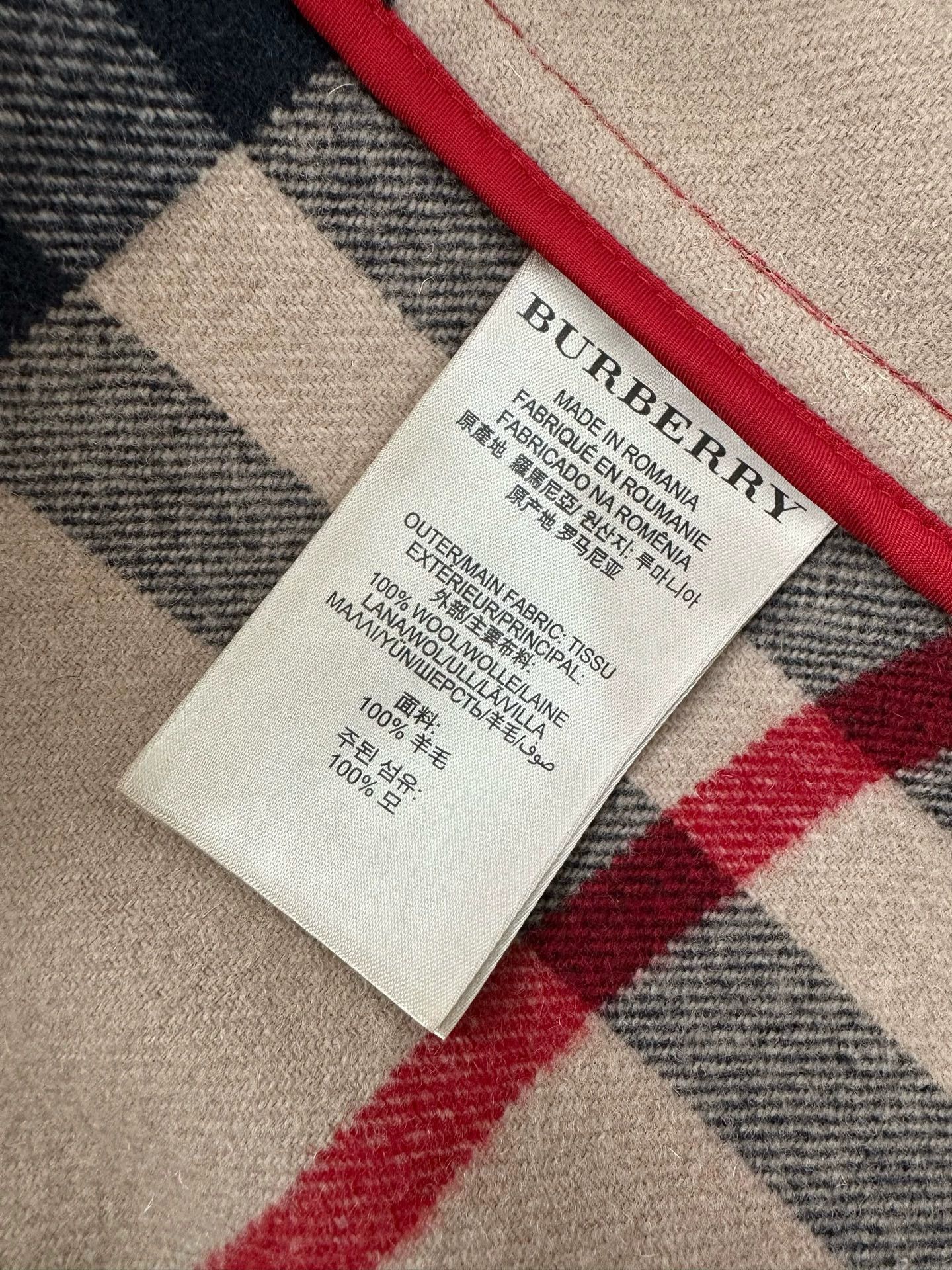 Burberry Burberry plain single-breasted hooded red Wmns UK6 Size M / US 6-8 / IT 42-44 - 9 Thumbnail