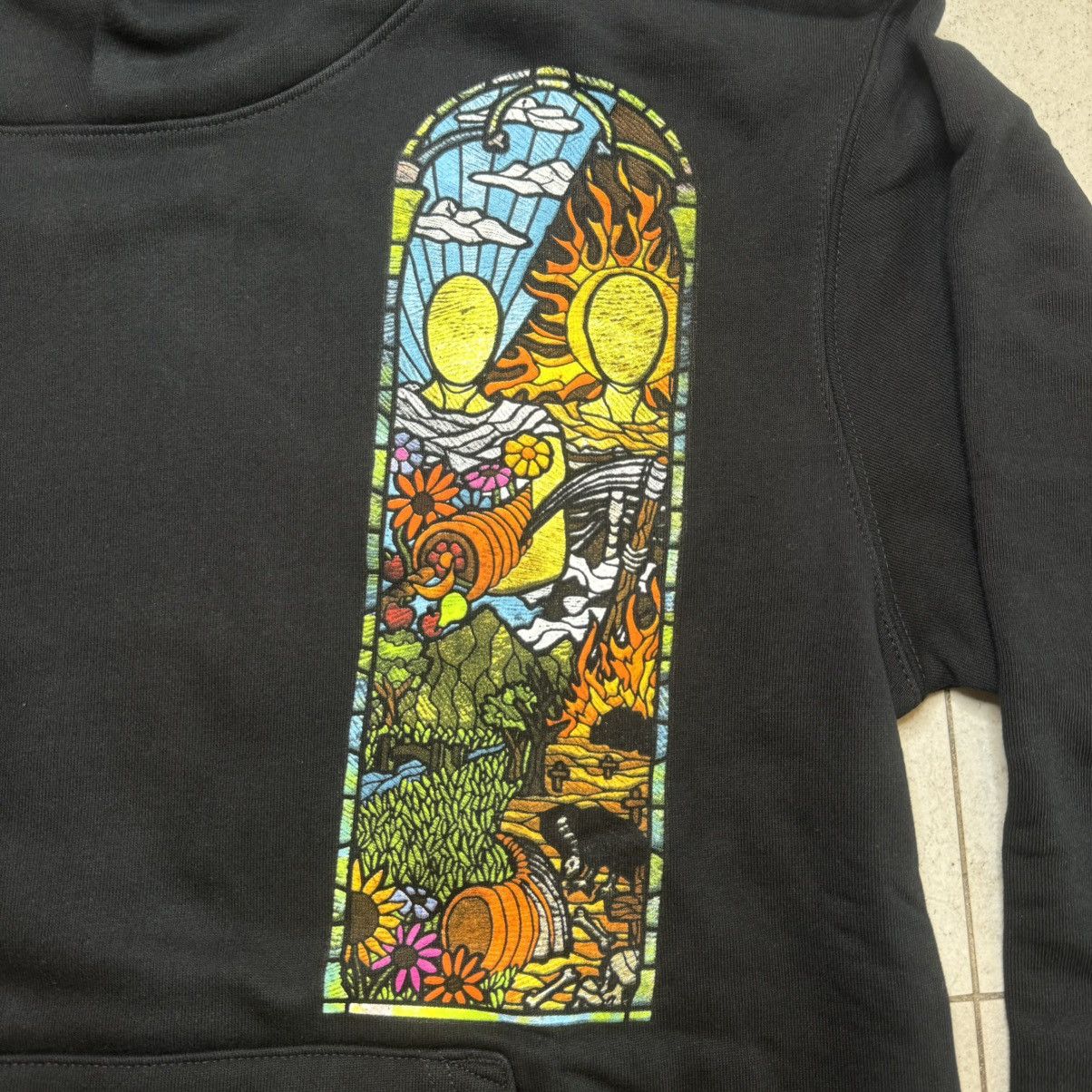 Who Decides War Who decides war stained glass hoodie SIZE MEDIUM Size US M / EU 48-50 / 2 - 4 Thumbnail