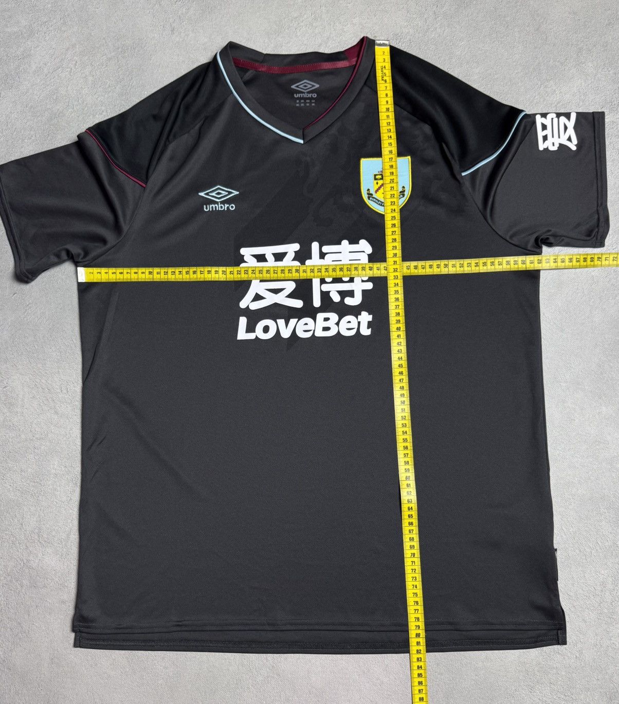 Umbro Burnley 2020 2021 Away Football Shirt Soccer Jersey Umbro Size US XXL / EU 58 / 5 - 12 Thumbnail