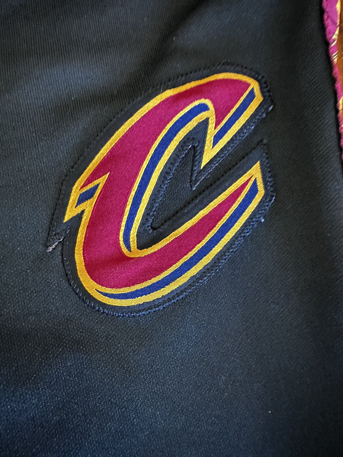 NBA Vintage NBA Cleveland Cavaliers athletic pants Size US 38 / EU 54 - 6 Thumbnail