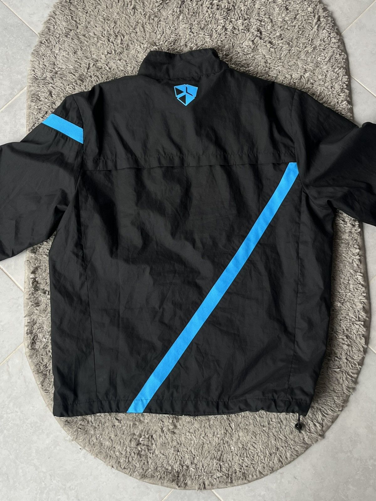 Nike Vintage Nike Light Jacket Soccer football Internazionale Size US M / EU 48-50 / 2 - 6 Thumbnail