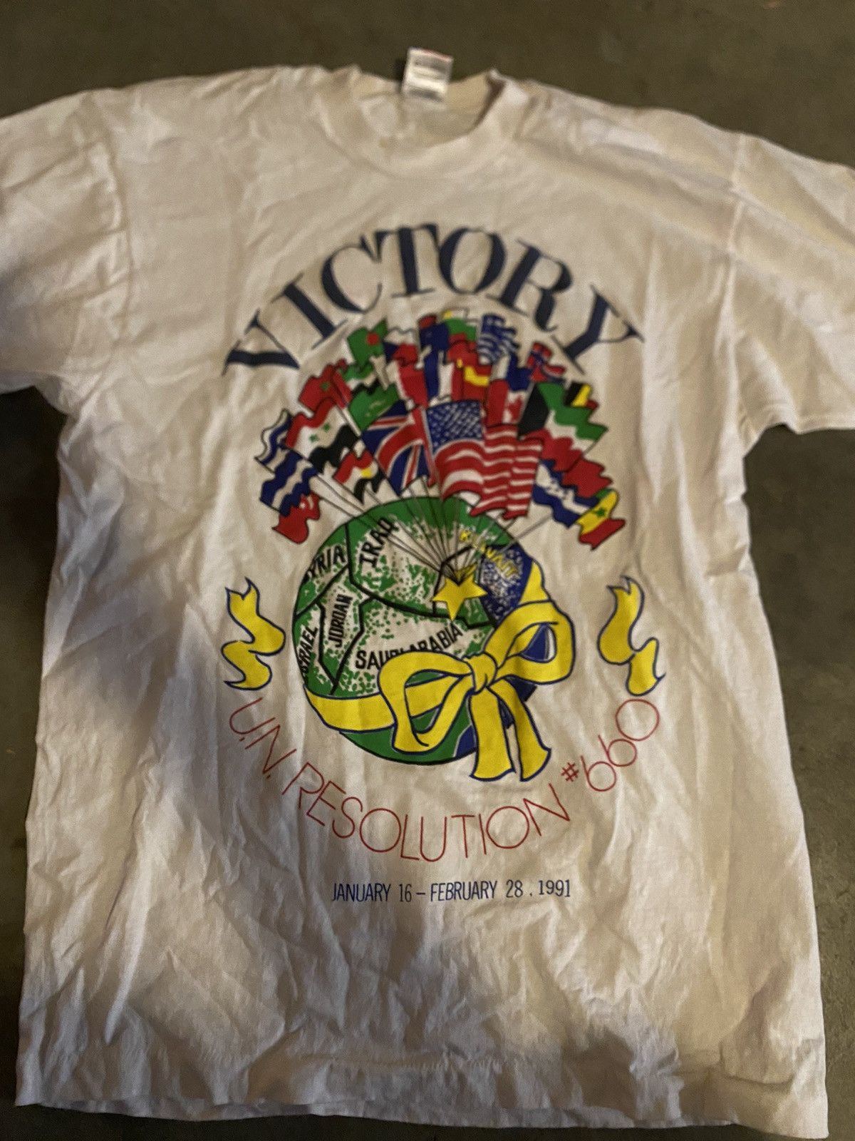Vintage Vintage Global UN Tee Size US L / EU 52-54 / 3 - 1 Thumbnail