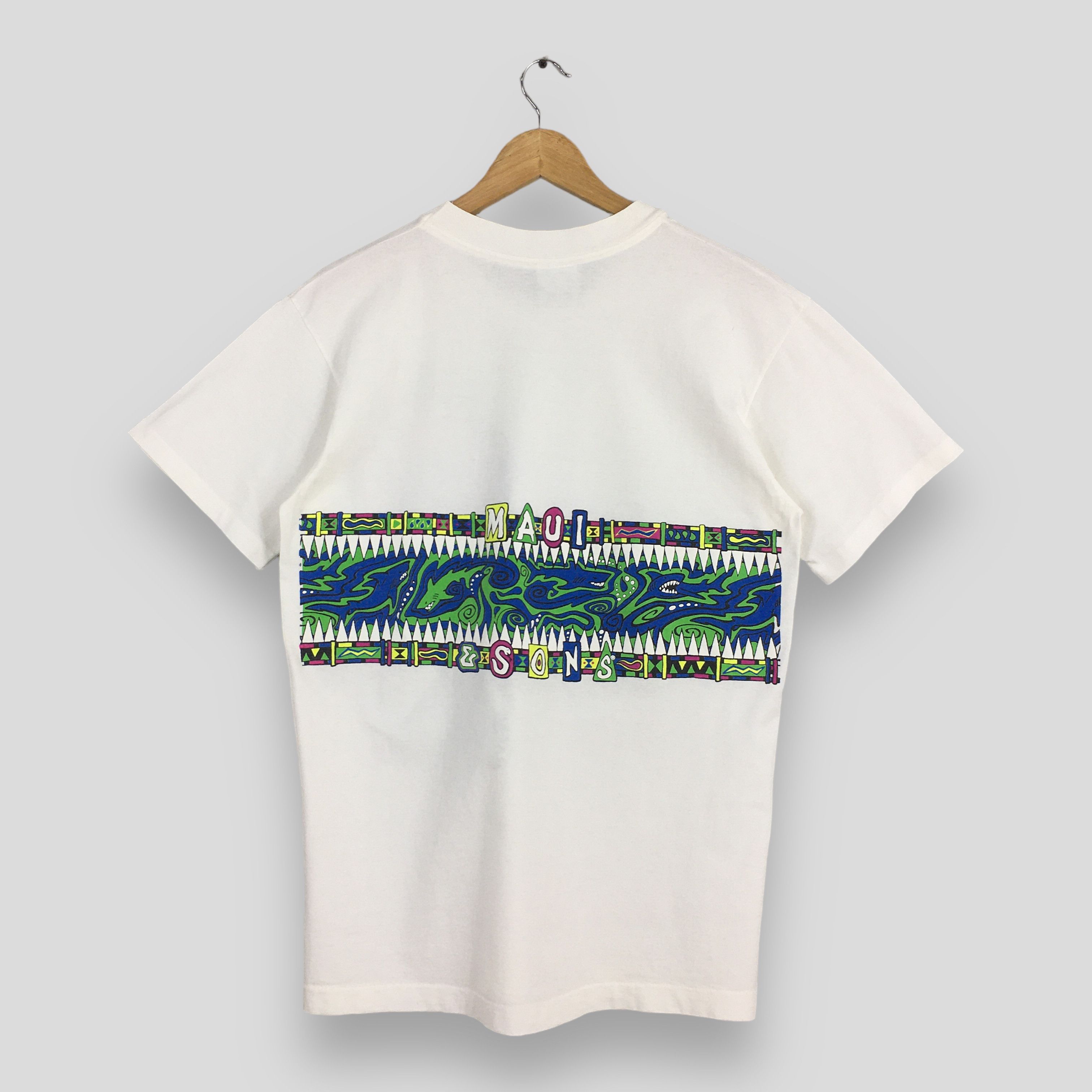 Maui and Sons × Vintage 90's Maui & Sons Sharks Royal Champion Surfing T shirt Large Size US L / EU 52-54 / 3 - 7 Thumbnail