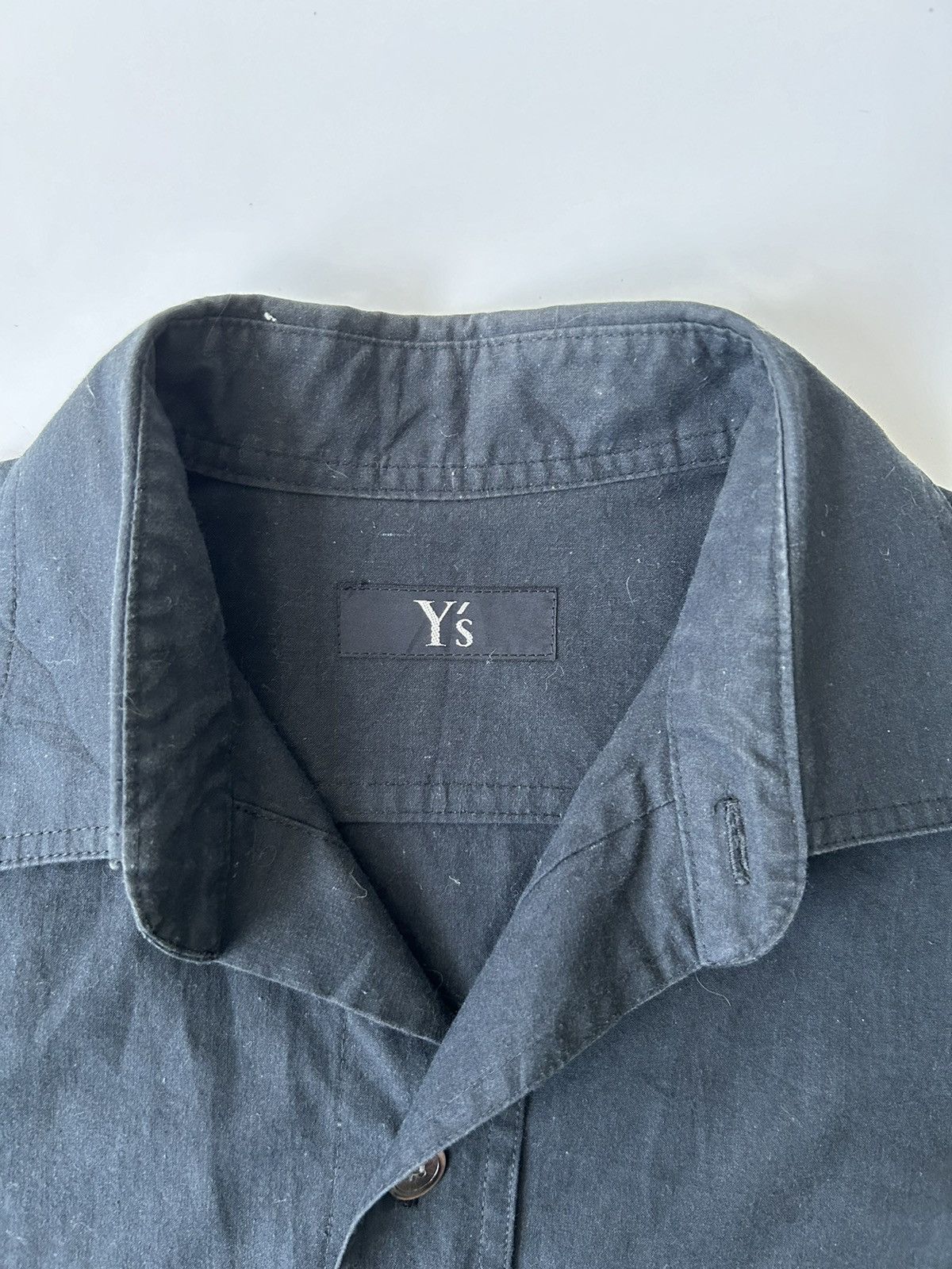 Y's × Yohji Yamamoto YOHJI YAMAMOTO POUR HOMME BUTTON UPS SHIRT Size US S / EU 44-46 / 1 - 6 Thumbnail
