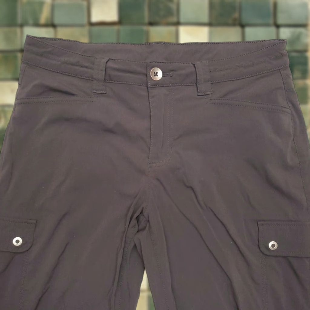 Eddie Bauer VINTAGE Eddie Bauer Pant Women 4 Black Stretch Cargo Ruched Lightweight Crop Hike Travel Size 27" / US 4 / IT 40 - 1 Thumbnail