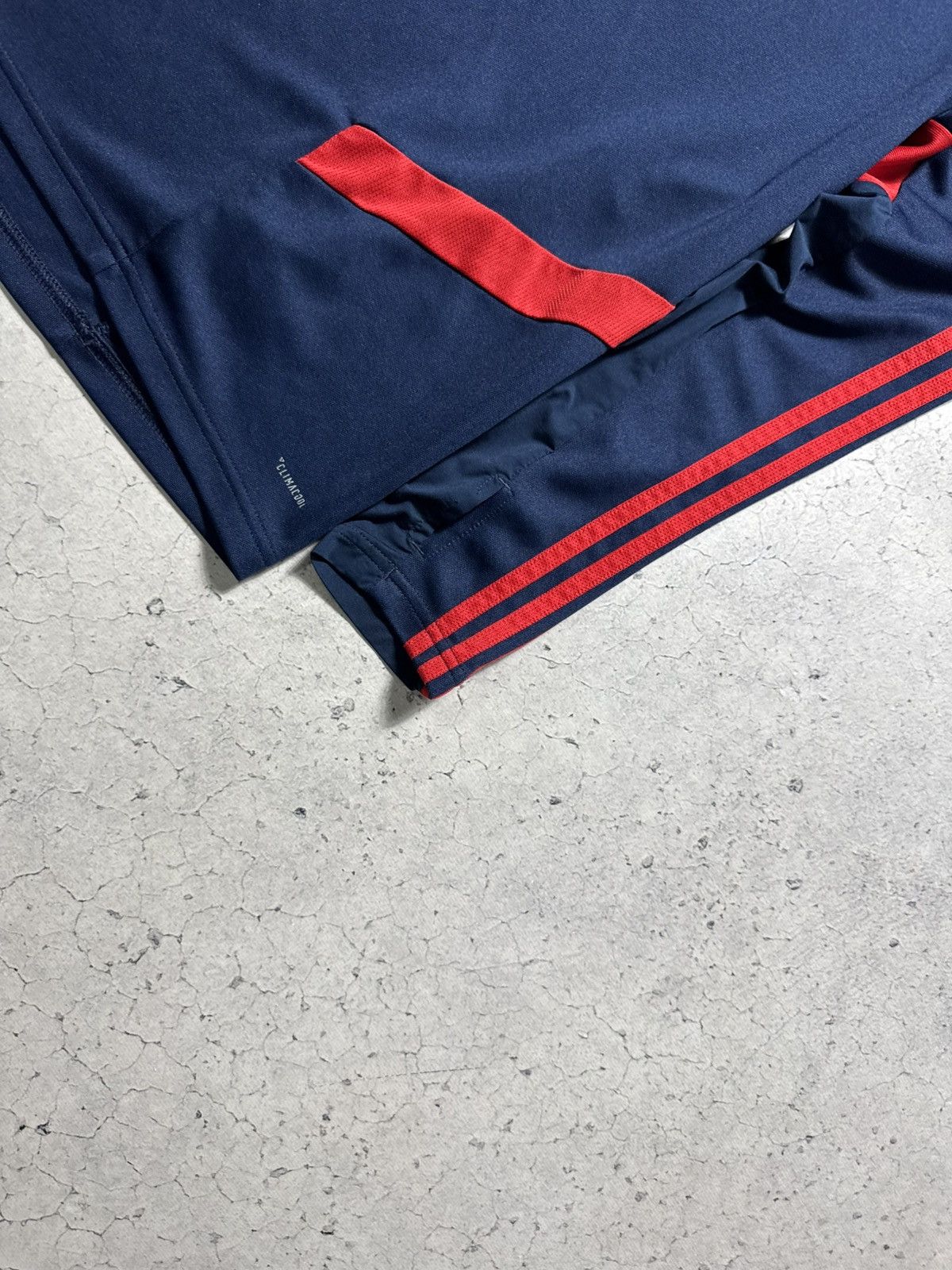 Adidas Adidas FC Arsenal London Vintage Football Sweatshirt Size US L / EU 52-54 / 3 - 3 Thumbnail