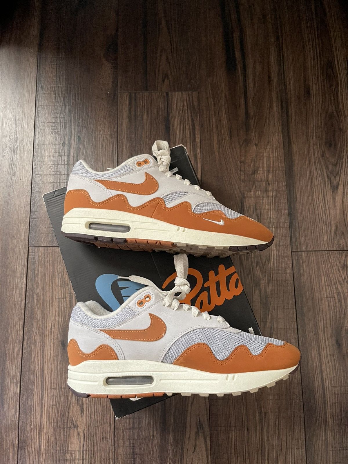 Nike × Patta Nike Air max 1 X Patta Size US 9.5 / EU 42-43 - 3 Thumbnail