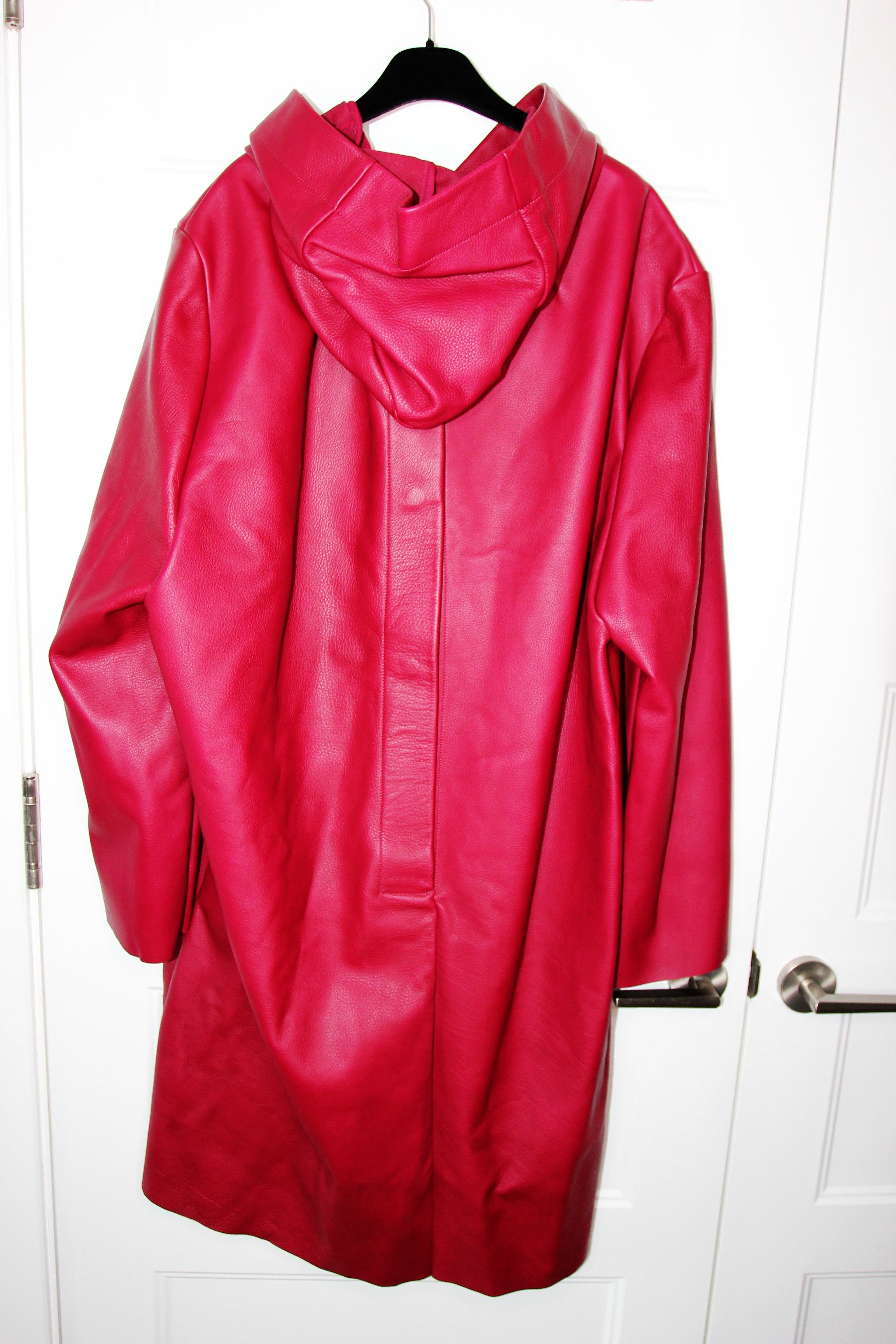 Rick Owens BNWT SS23 RICK OWENS "EDFU" HOODED RAINCOAT 48 Size US M / EU 48-50 / 2 - 3 Thumbnail