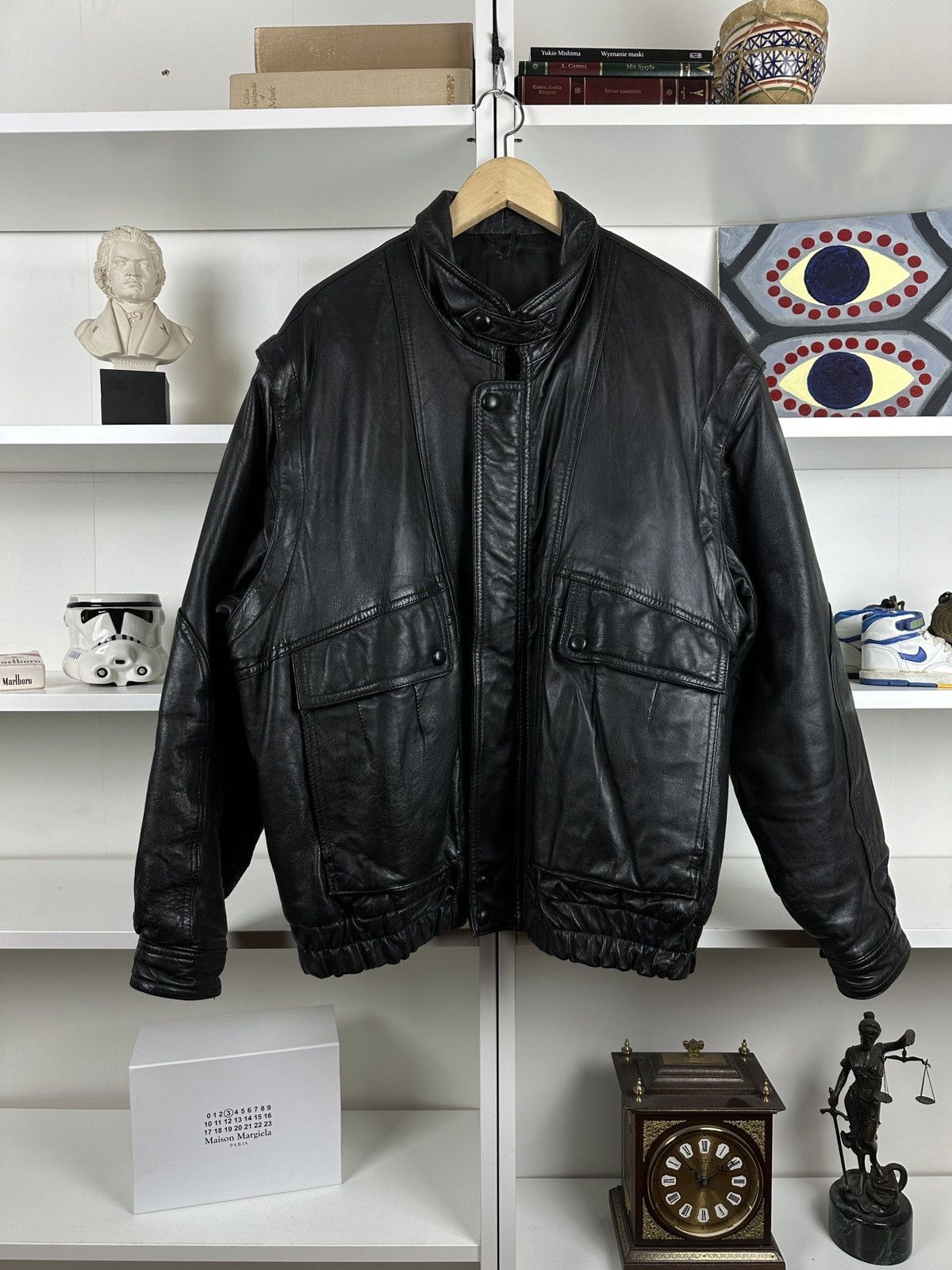 Other Vintage 90s leather boxy quality bomber jacket Size US L / EU 52-54 / 3 - 4 Thumbnail