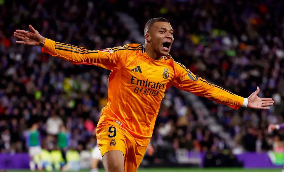 Adidas REAL MADRID 2024 2025 MBAPPE AWAY FOOTBALL SOCCER JERSEY Size US XL / EU 56 / 4 - 10 Thumbnail