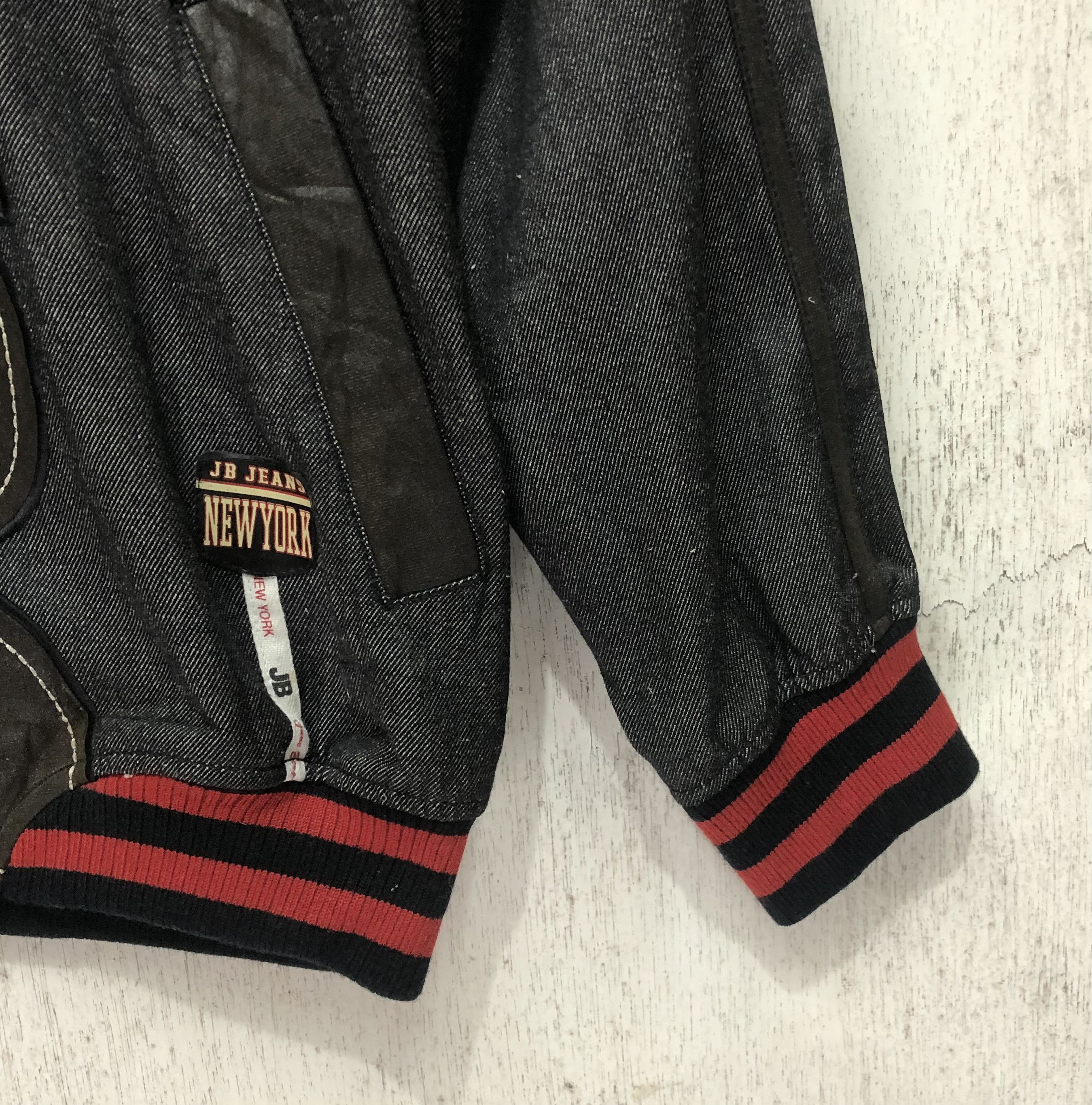 Japanese Brand New York JB jeans OVER PRINT varsity denim Size US L / EU 52-54 / 3 - 10 Thumbnail