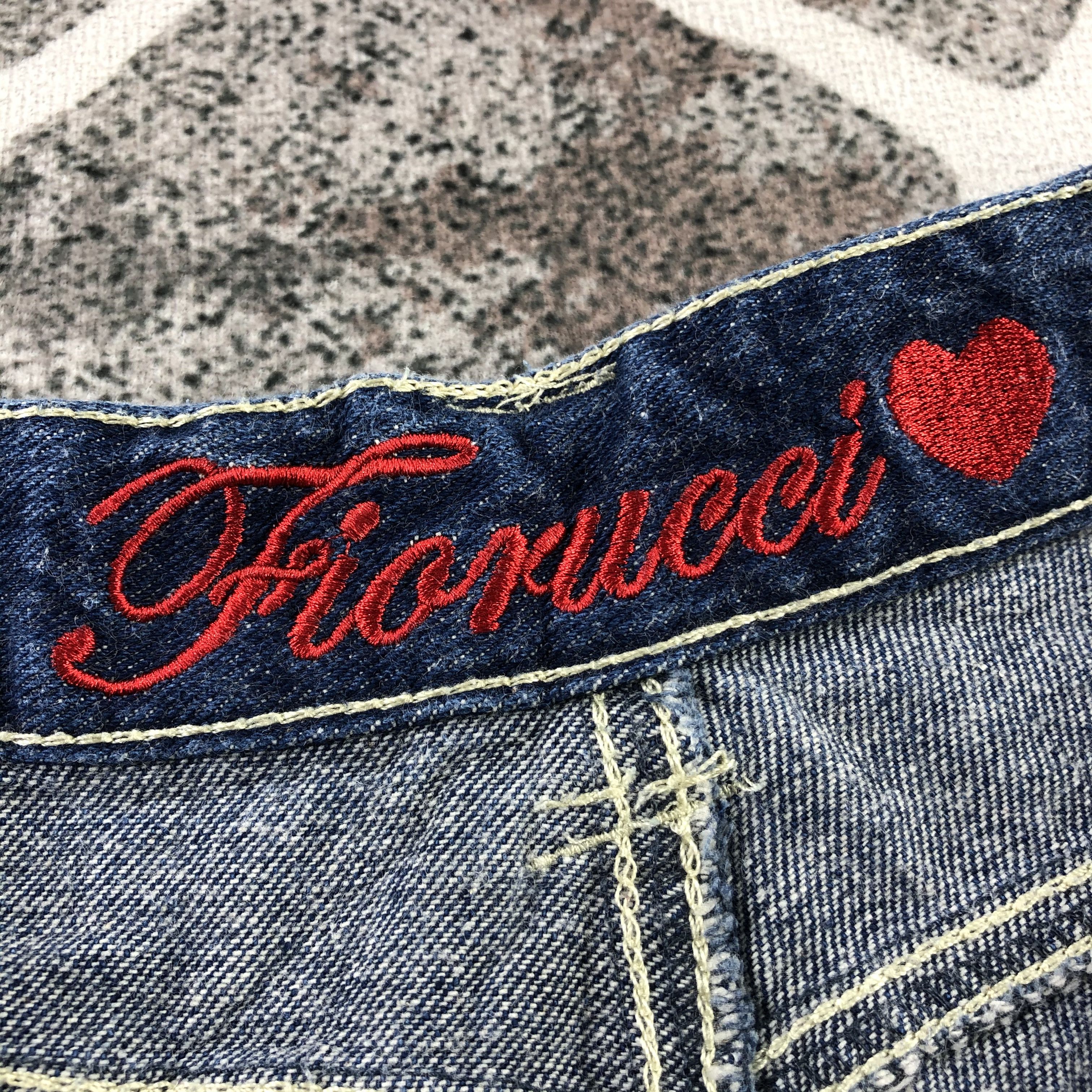 Fiorucci Fiorucci Jeans Cropped Distresed Denim KJ1316 Size 28" / US 6 / IT 42 - 8 Thumbnail