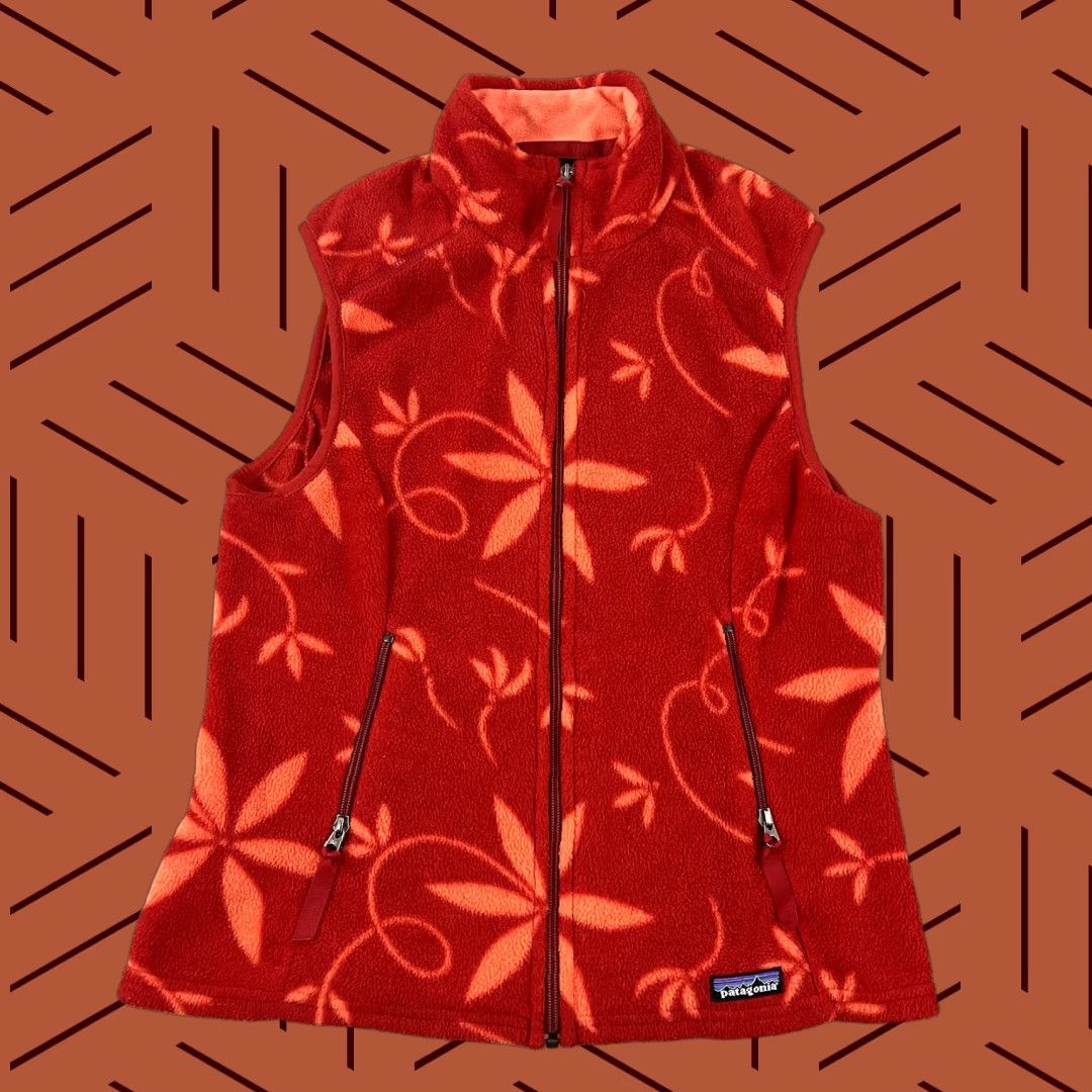Patagonia Patagonia Vest Women Large Orange Red Synchilla Fleece Geometric Floral Full Zip Size L / US 10 / IT 46 - 1 Thumbnail
