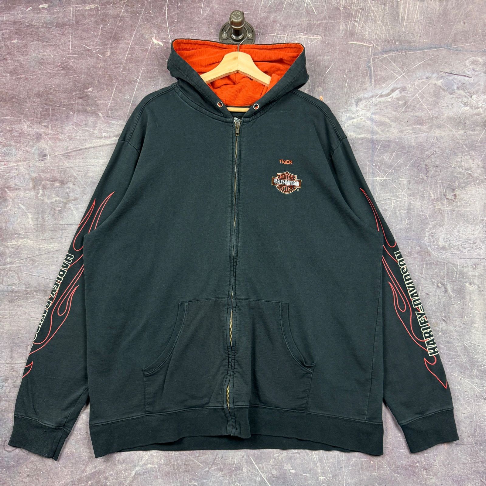 00s Black Harley Davidson Flame Sleeve Zip Up Hoodie XL 1966