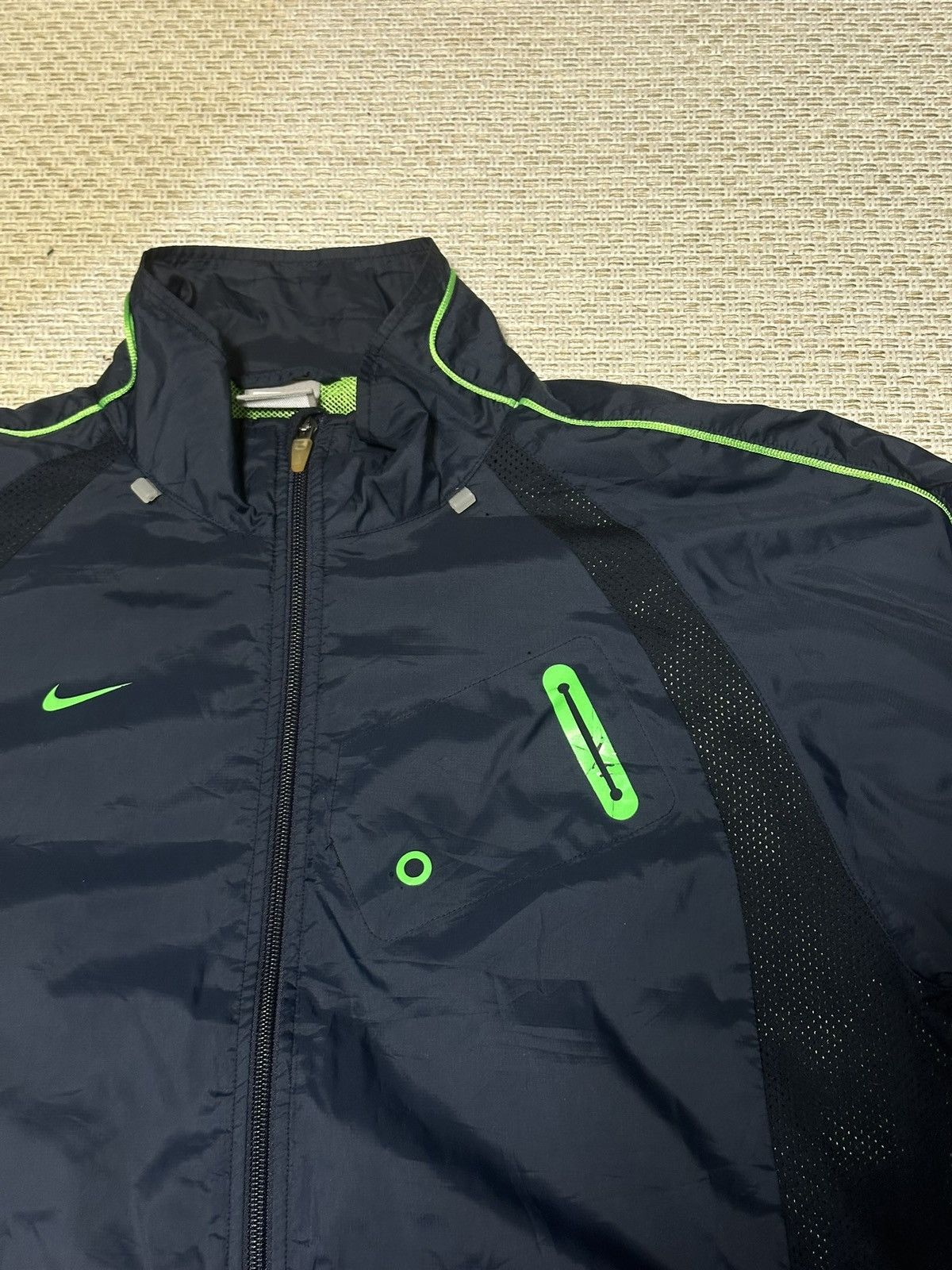 Nike 00’s NIKE AIRPOD TRACKSUIT set up Size US L / EU 52-54 / 3 - 4 Thumbnail