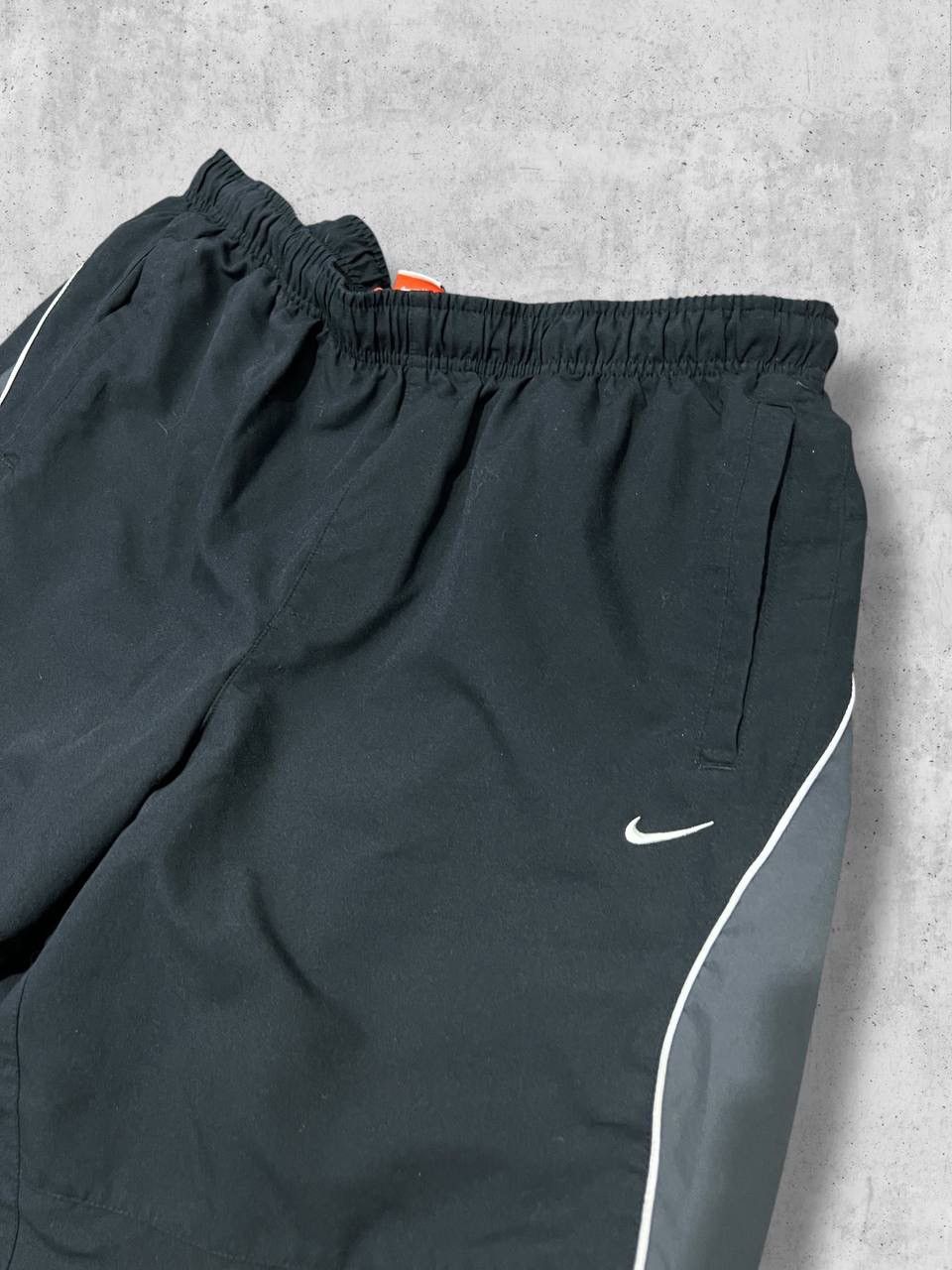 Nike Nike Vintage Long Baggy Shorts Bermuda track swoosh Size US 36 / EU 52 - 3 Thumbnail