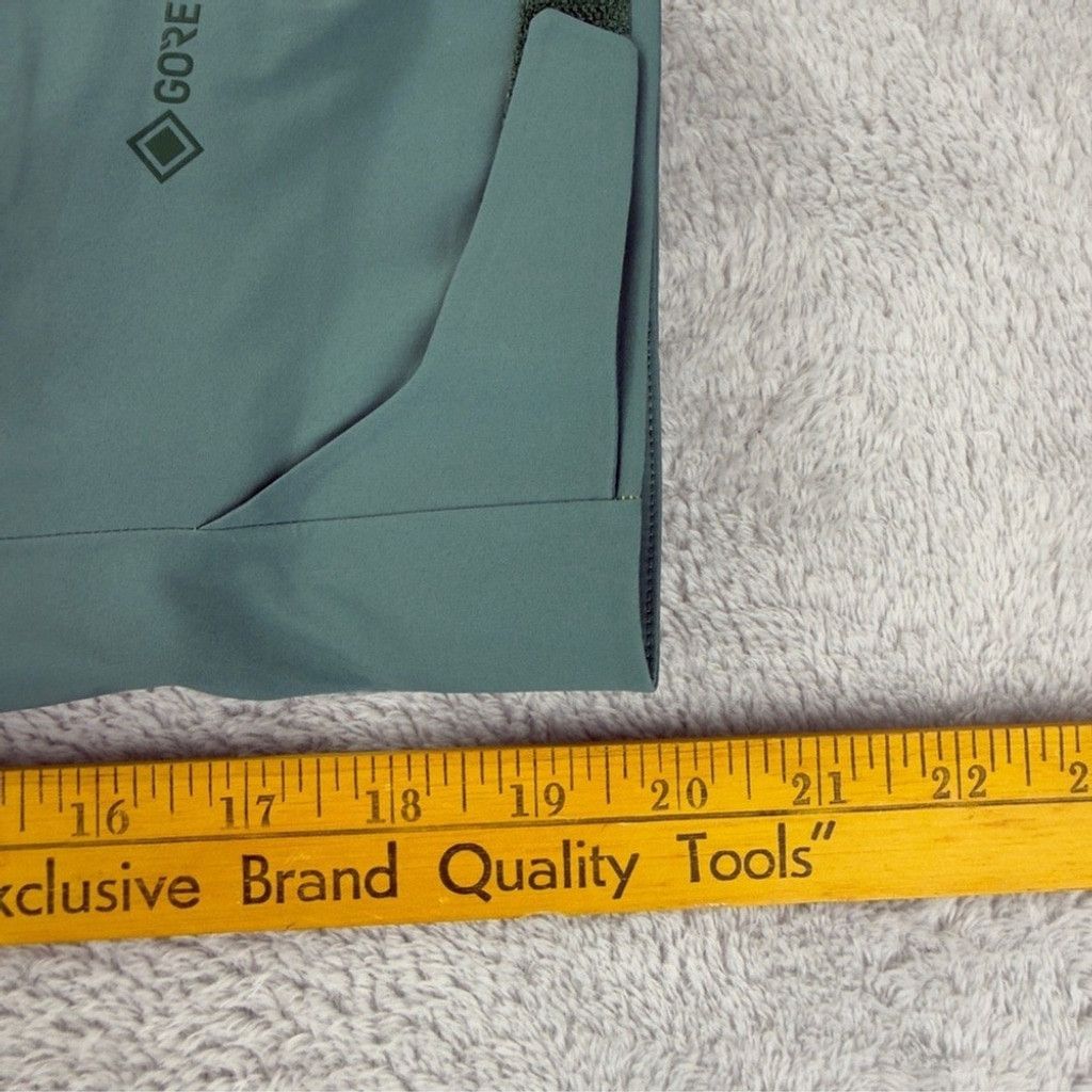 Patagonia Patagonia NWT Women's Size Small Untracked Gore-tex Recco Ja Size S / US 4 / IT 40 - 12 Thumbnail
