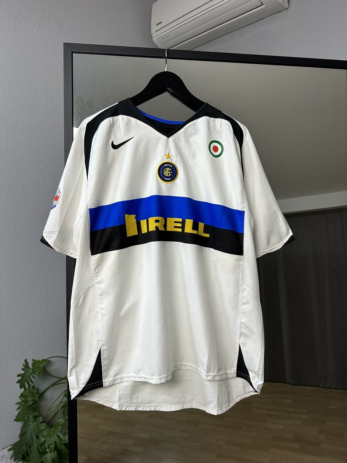 ウェア 05-06s NIKE INTER MILAN AWAY GAME SHIRTS Nike × Vintage Vintage Nike Inter Milan 05/06 Football Shirt